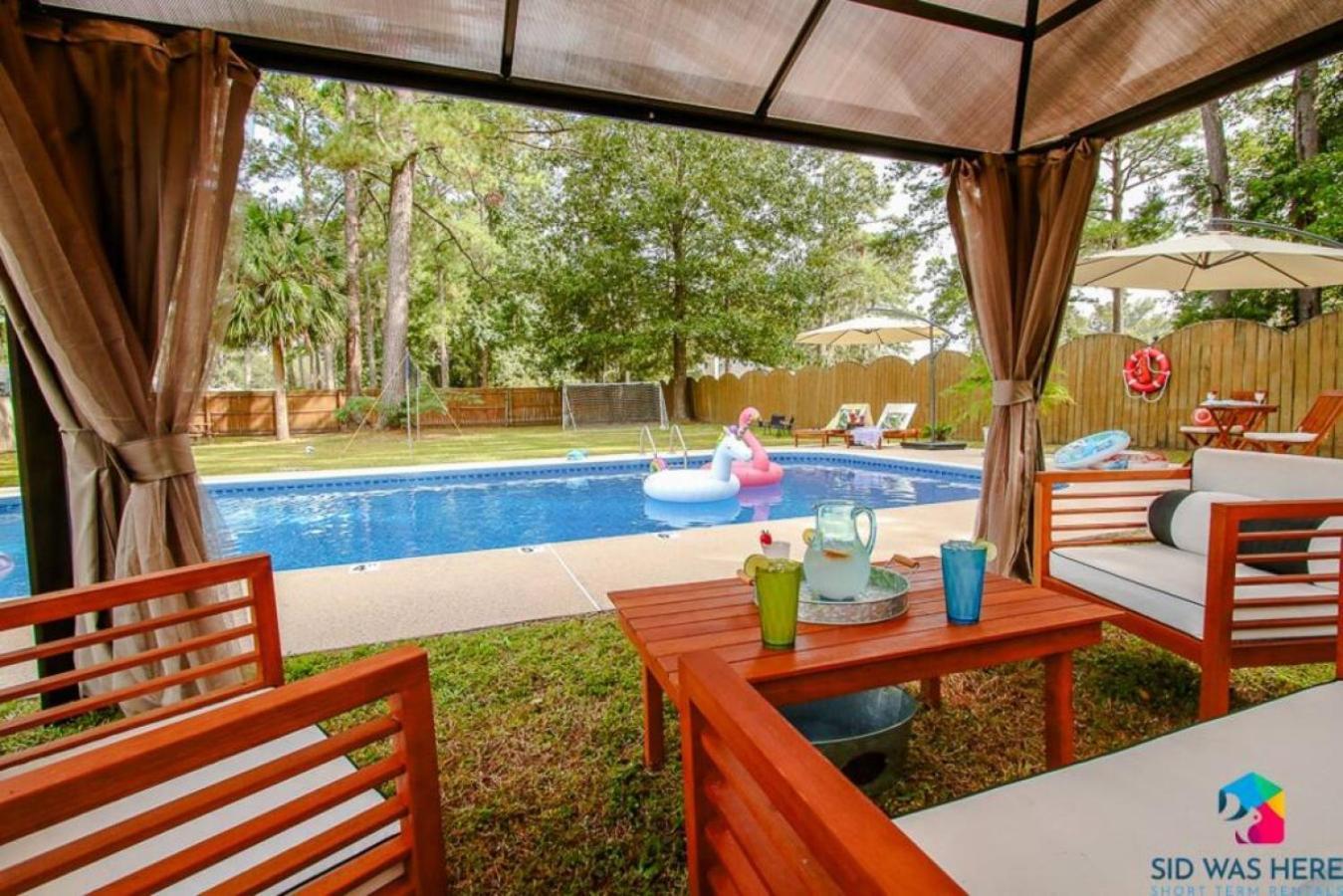 5br Pool, Jacuzzi, Firepit, Sports, Games Holiday home Savannah