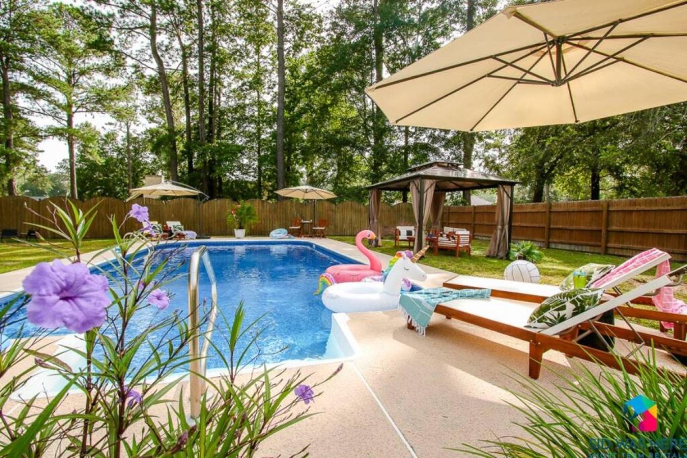 5br Pool, Jacuzzi, Firepit, Sports, Games * Savannah