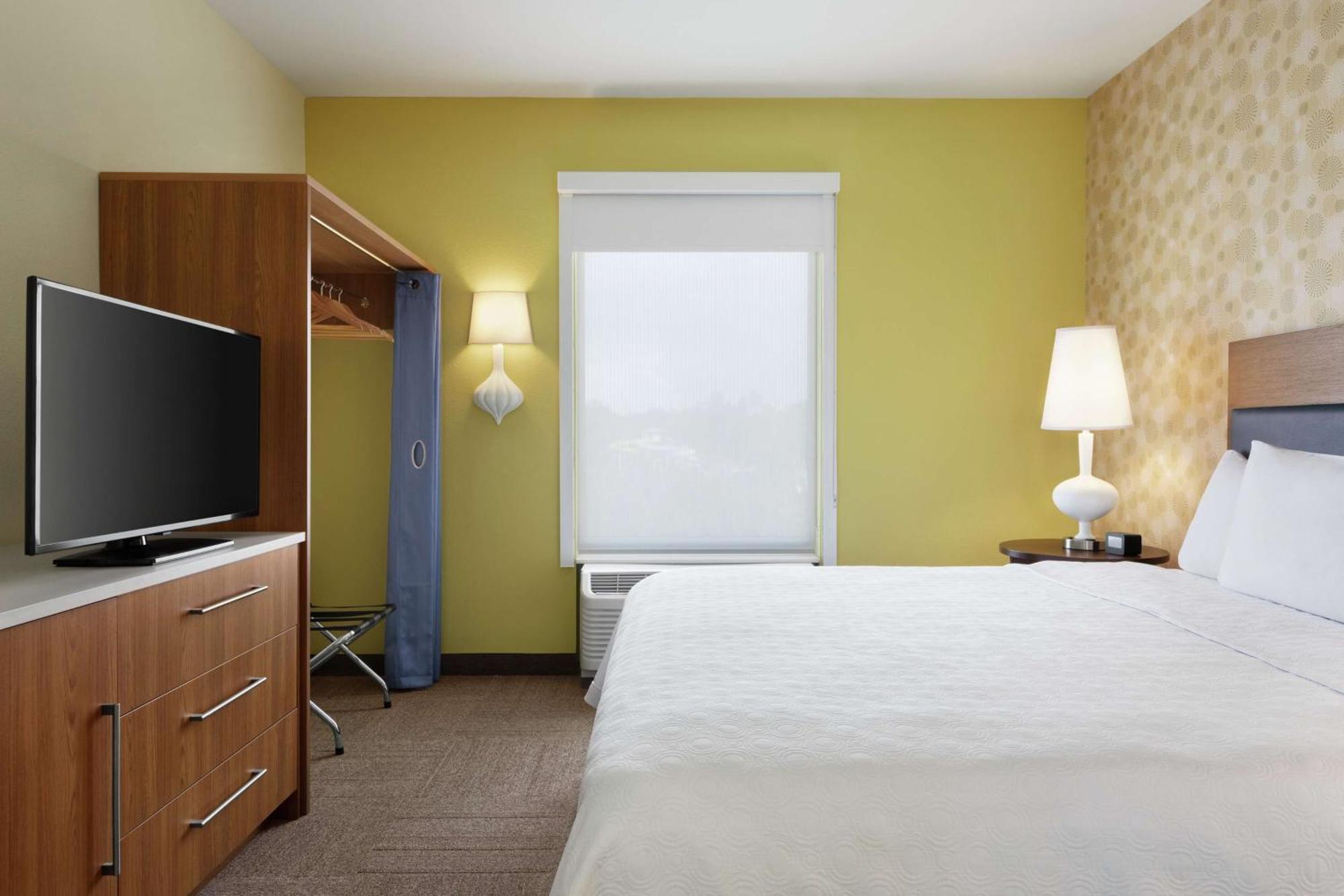 Home2 By Hilton Airport Hotel Savannah