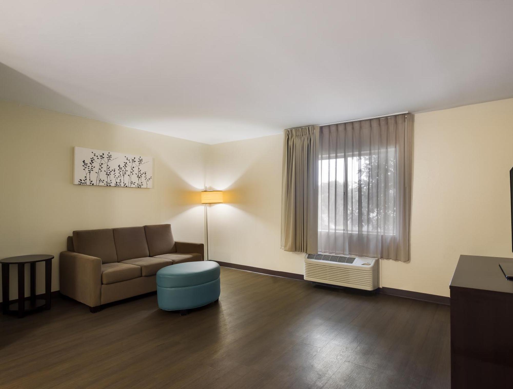 Sleep Midtown Inn Savannah