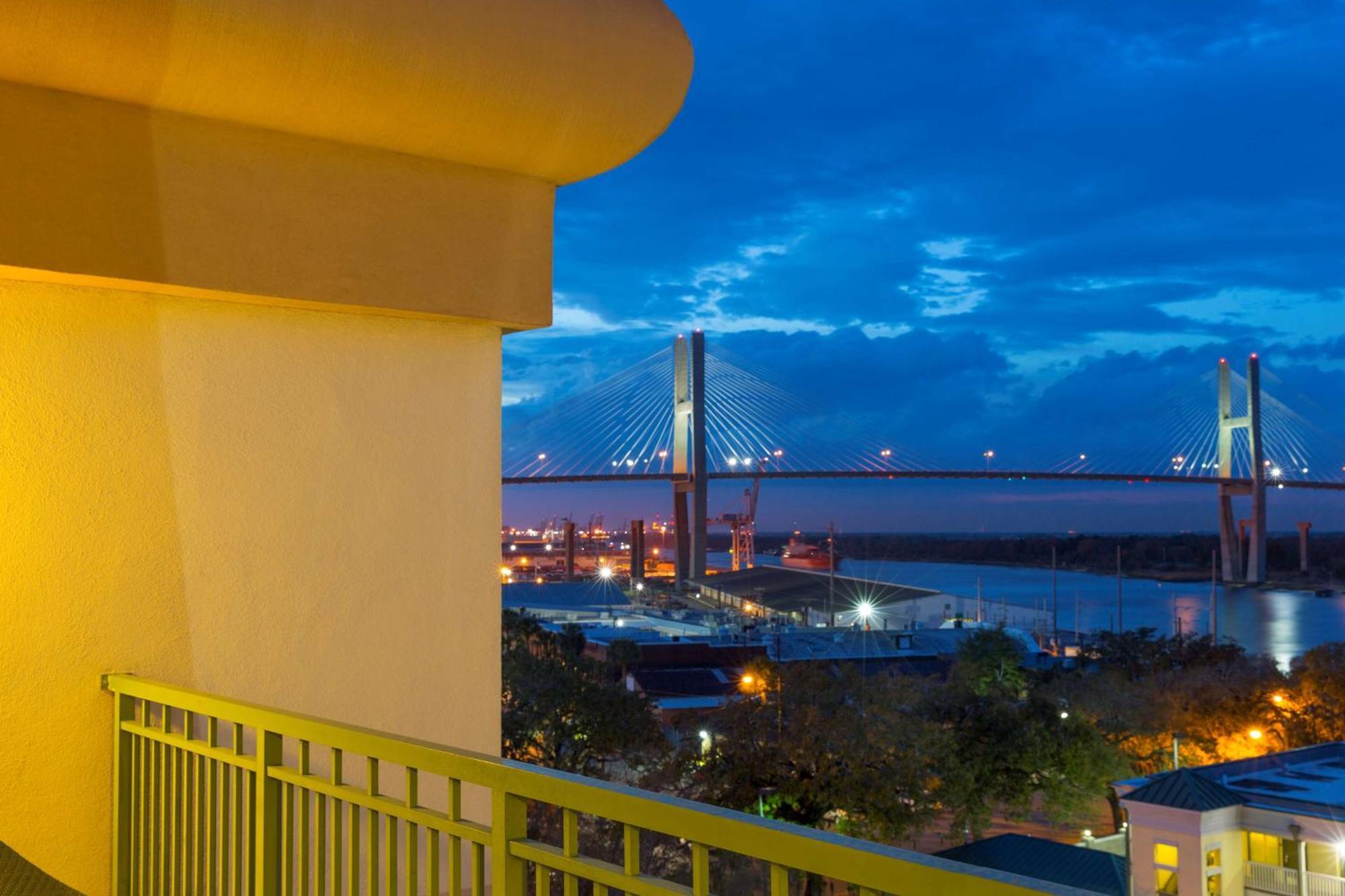 Hotel Doubletree By Hilton Historic 4*