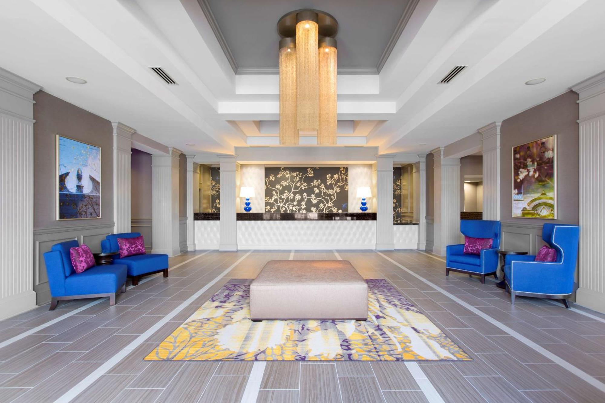 Doubletree By Hilton Historic Savannah