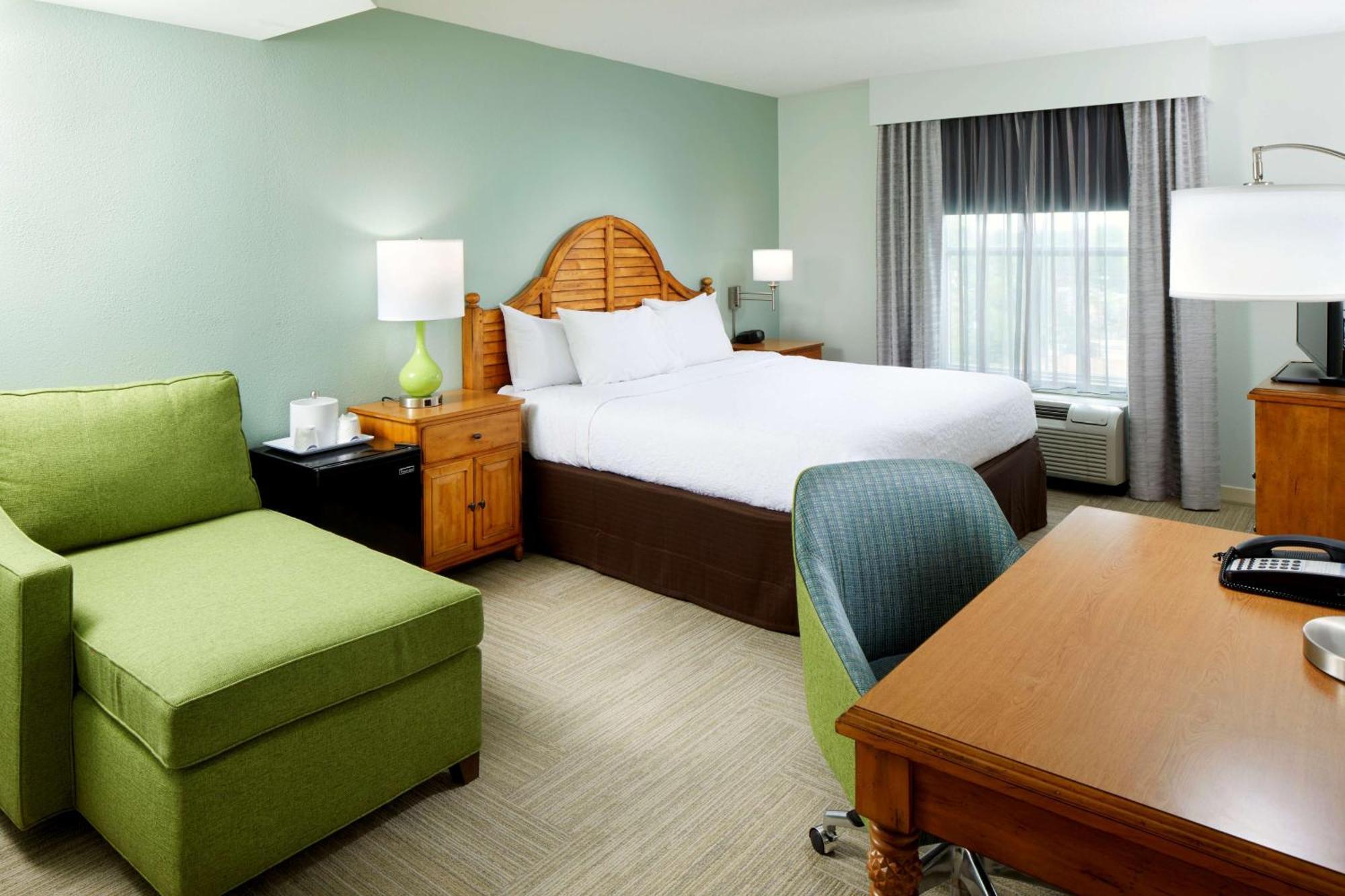 Hampton & Savannah/midtown 3*
