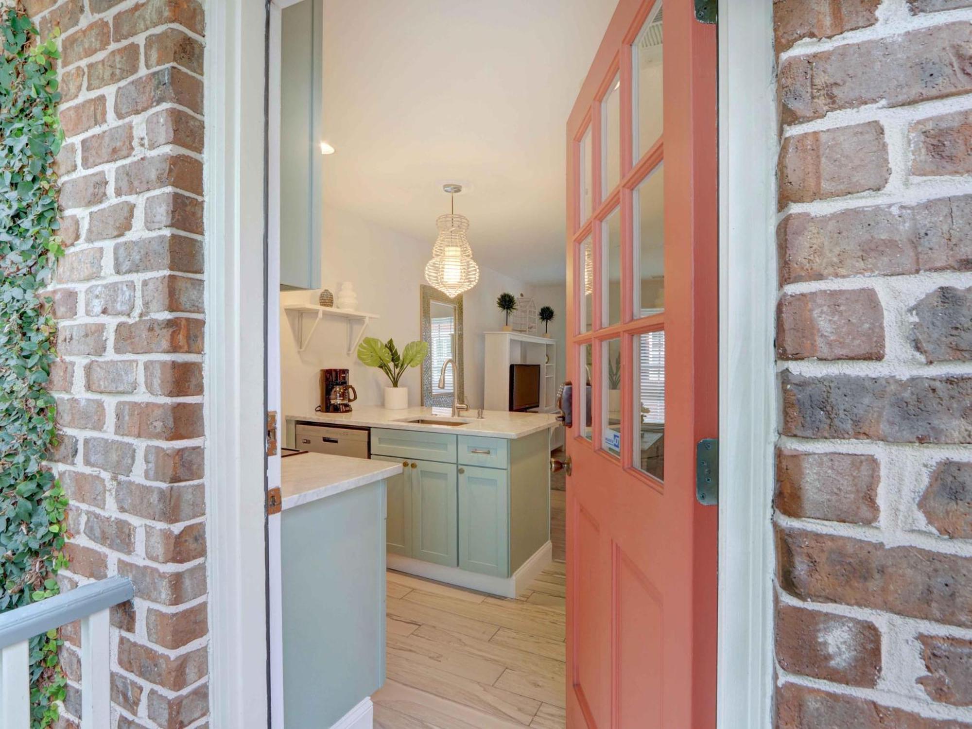 Crawford Carriage House * Savannah