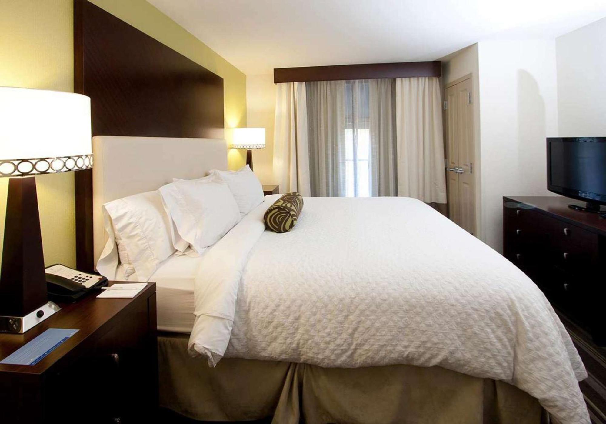 Embassy Airport 4* Savannah