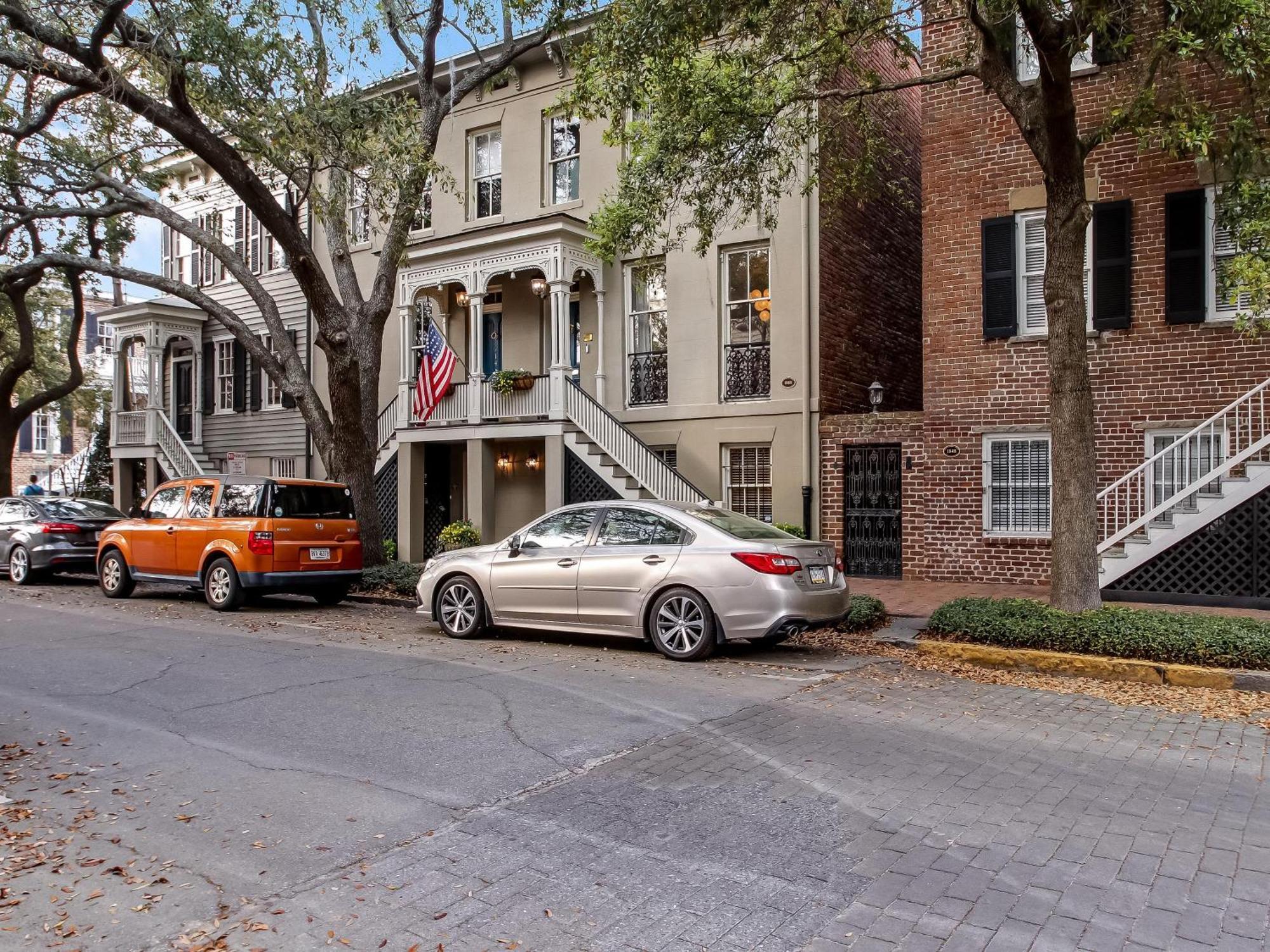 The Laroche Estate On Pulaski Square Holiday home Savannah