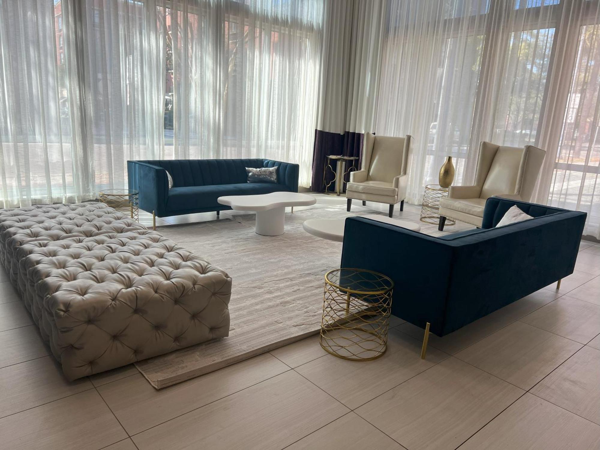 Tryp By Wyndham Savannah