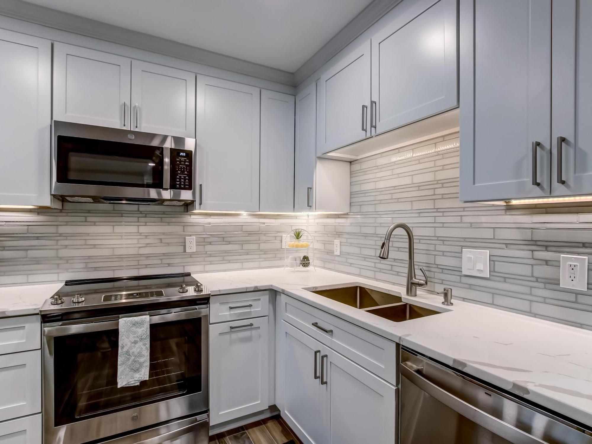 Crawford Chic + Coastal Holiday home Savannah