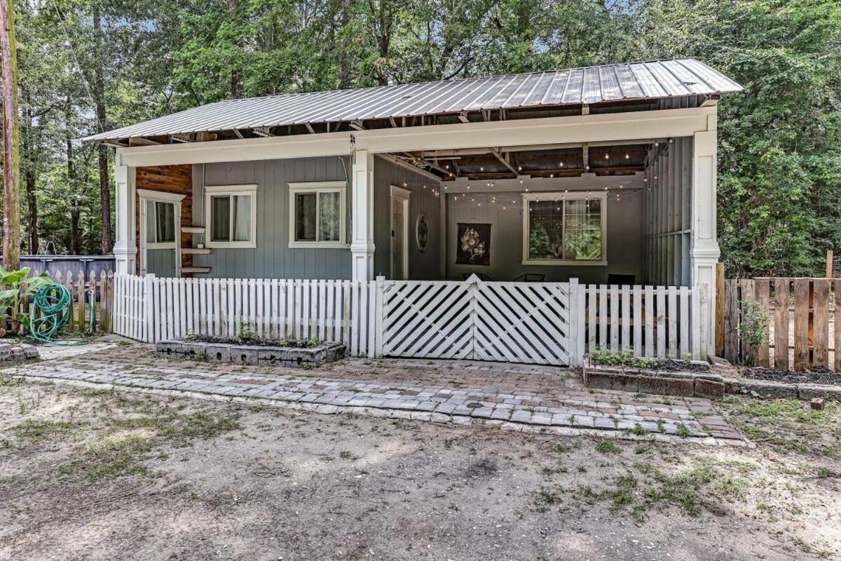 Sweet Sunny Retreat- House 2 * Savannah