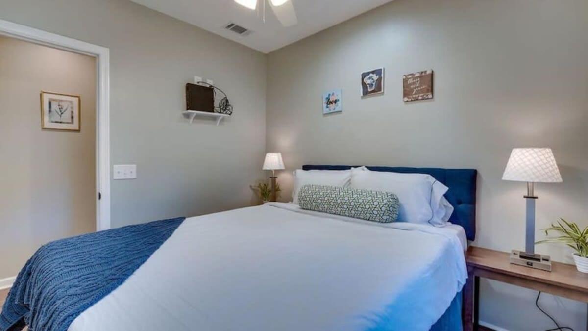 With Gazebo-swanky Style Holiday home Savannah