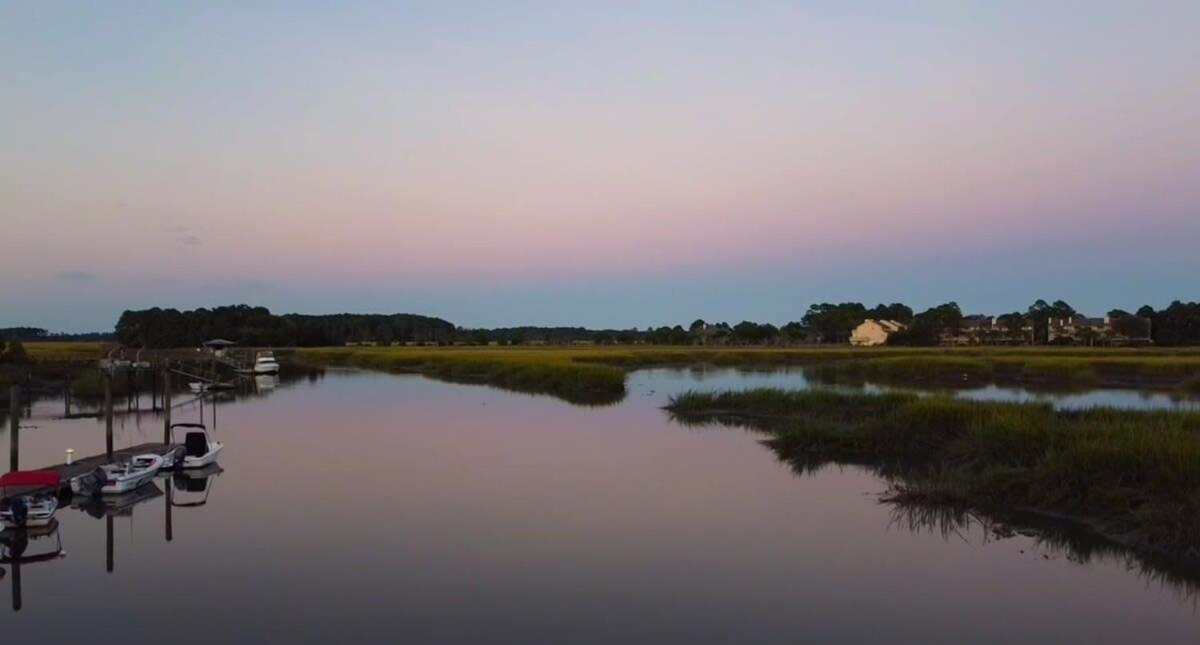 Totally Turquoise-retro Rainbow At Herb River #8 Savannah