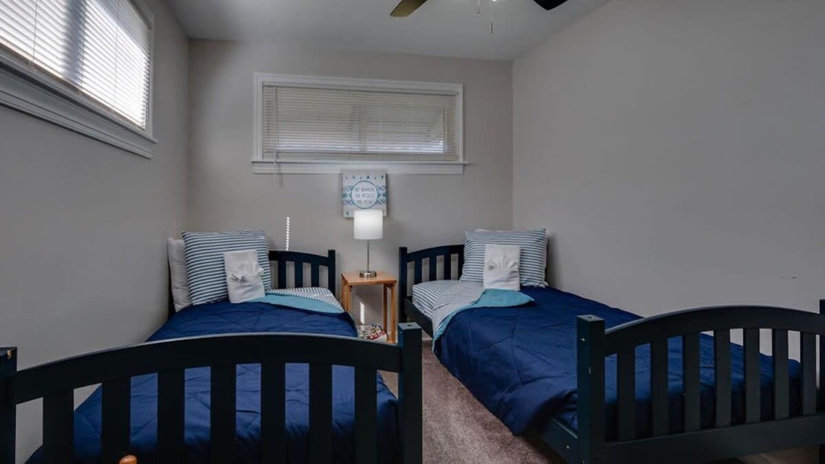 Garden Delight-less Than 5 Miles From Downtown! Holiday home Savannah