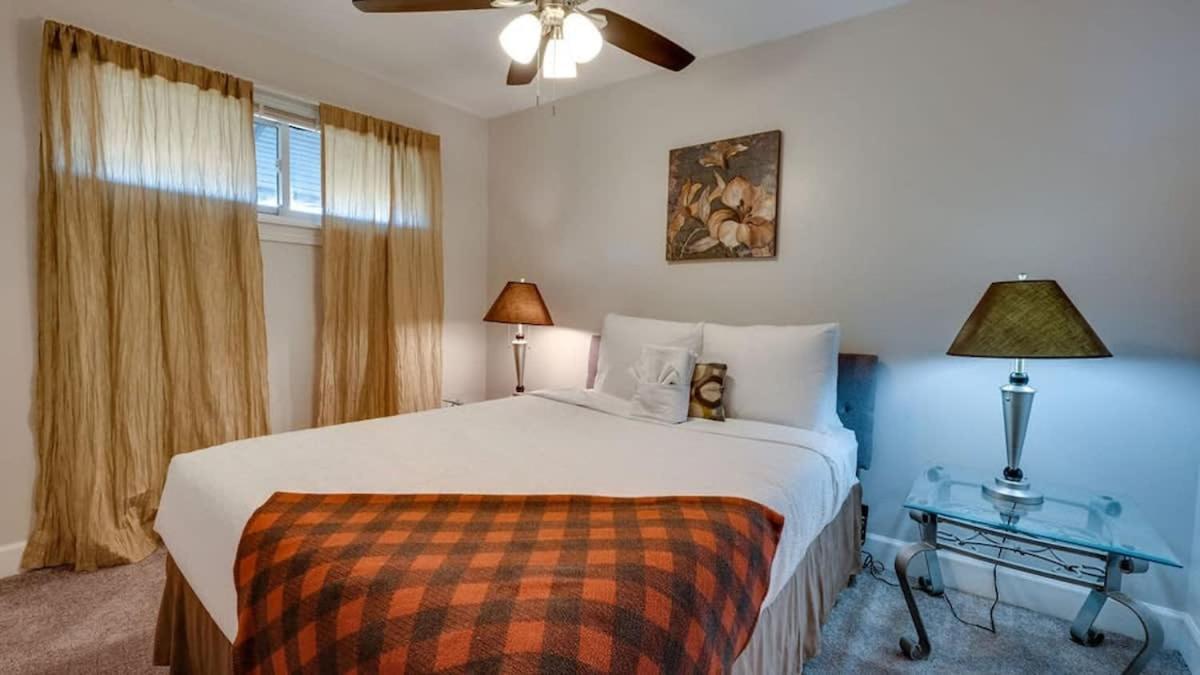 Garden Delight-less Than 5 Miles From Downtown! *