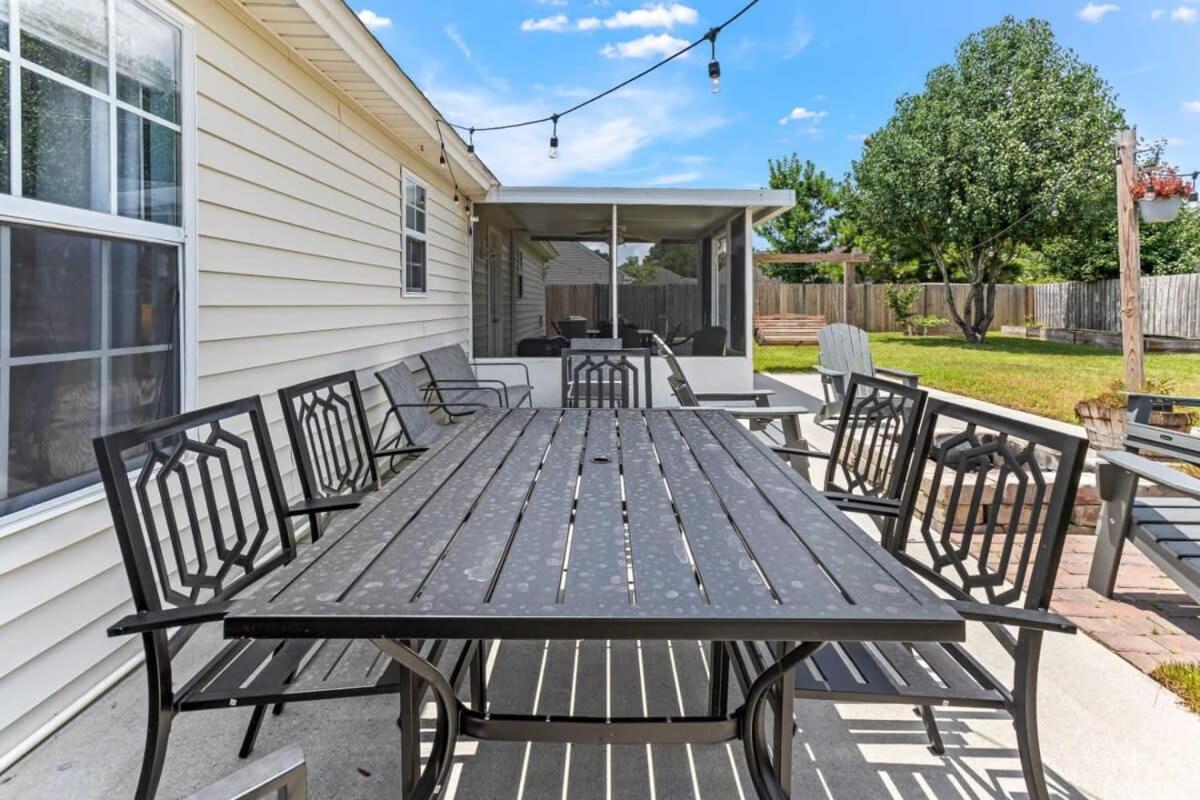 Holiday home Screened Porch Firepit Patio Peaceful In Pooler Savannah