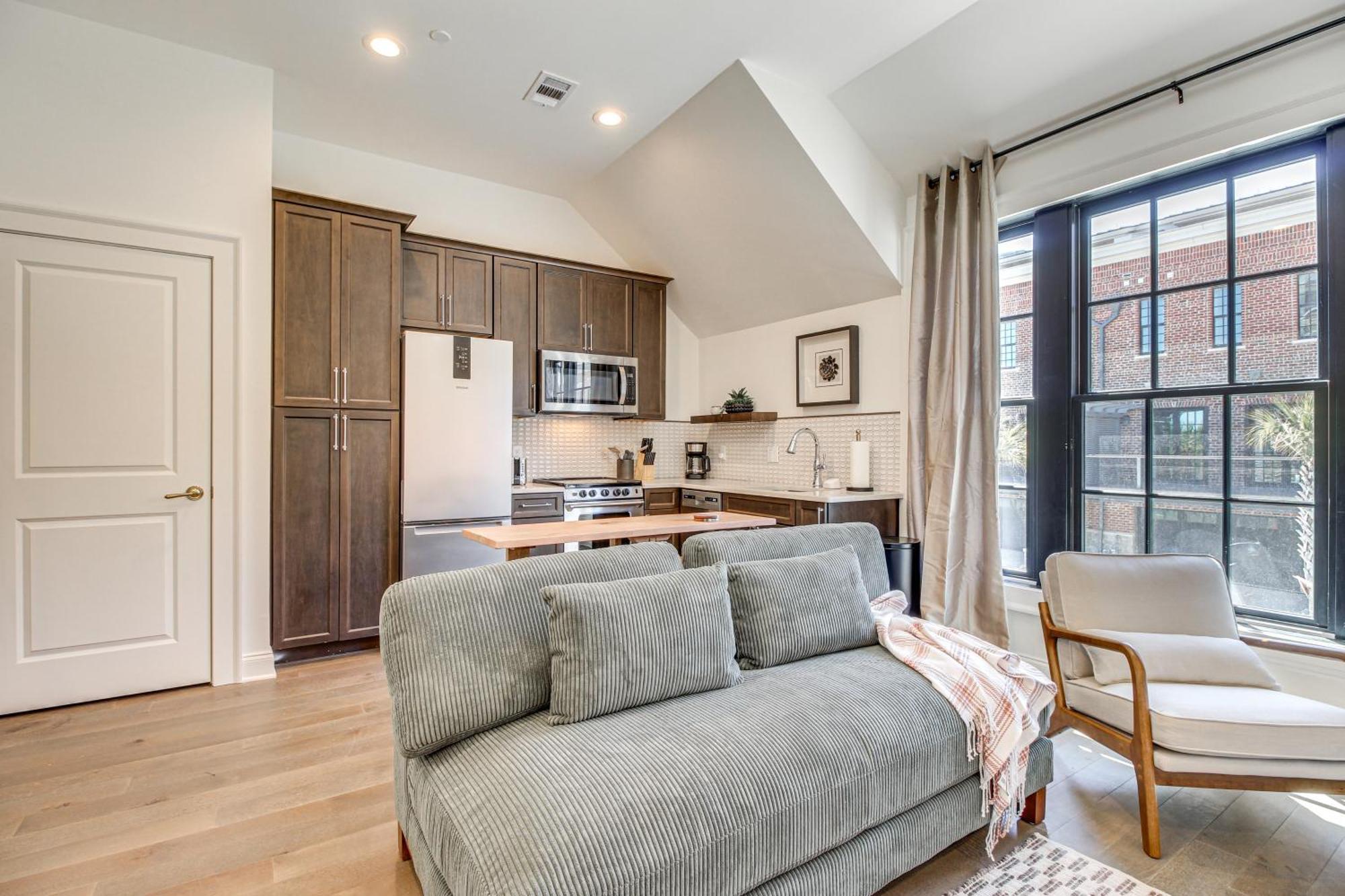 Apartment Lovely 1 Mi To Historic District! Savannah
