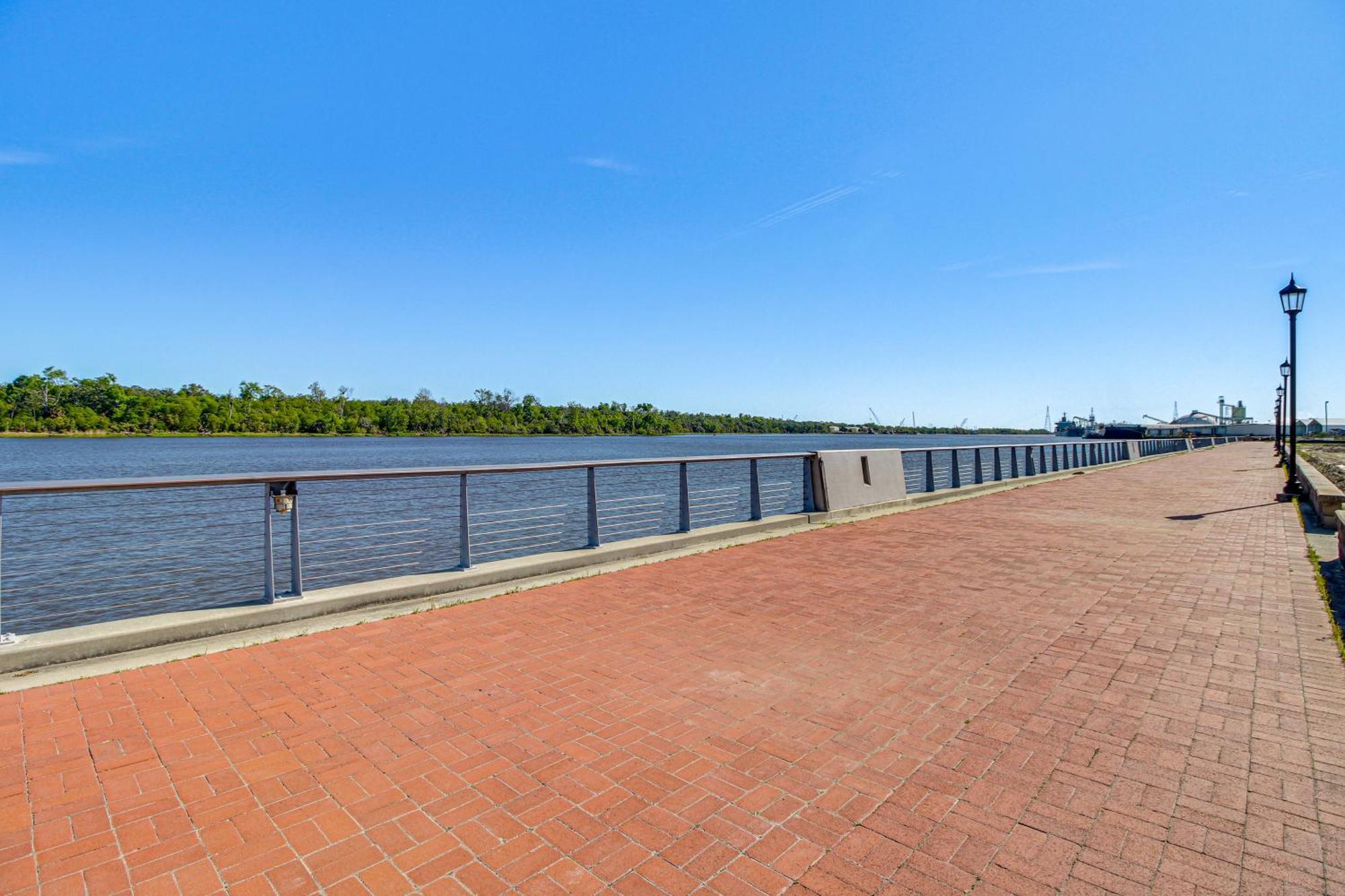 Lovely 1 Mi To Historic District! Savannah