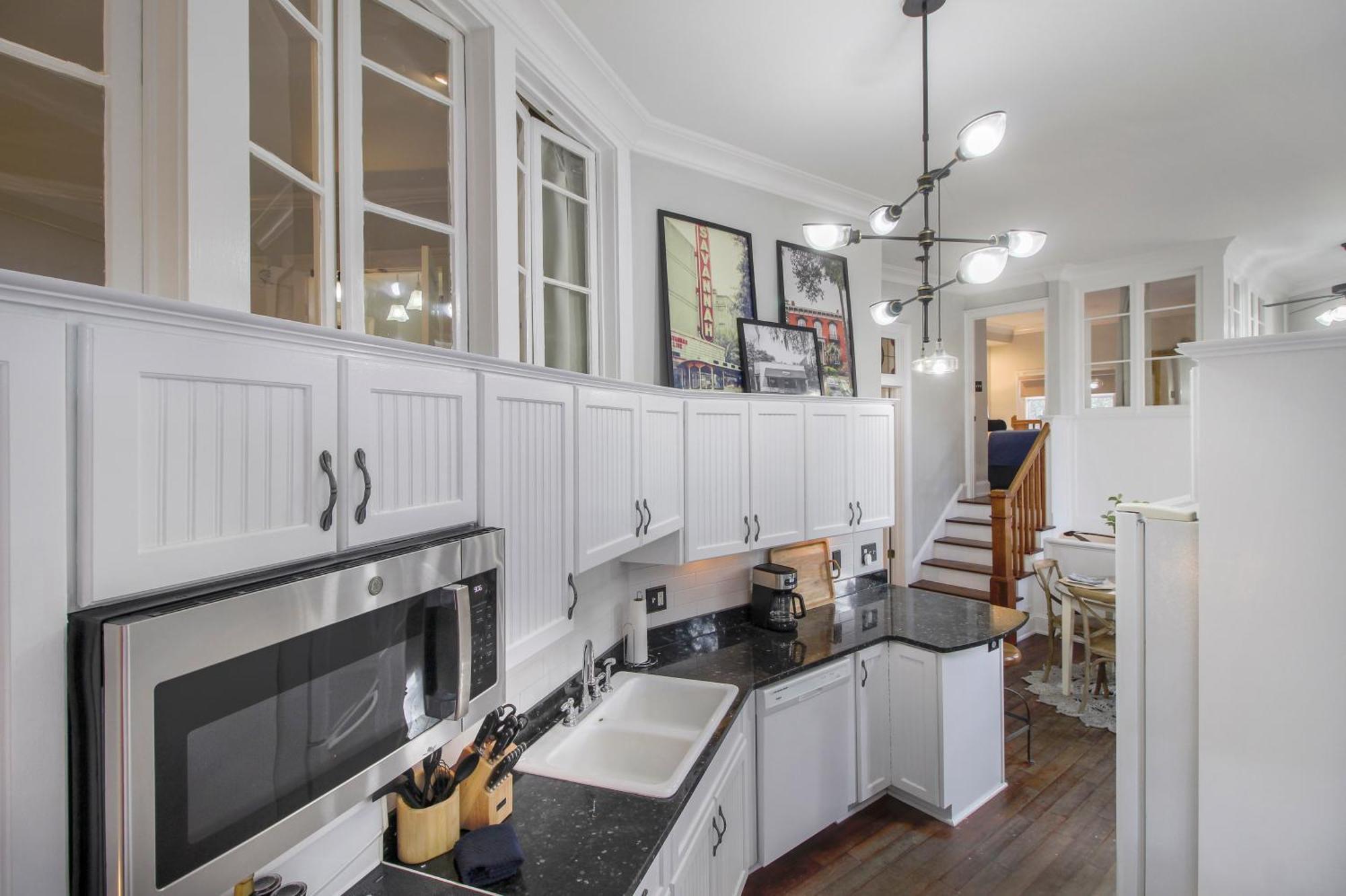 Walk To It In Downtown, Double King Beds Savannah