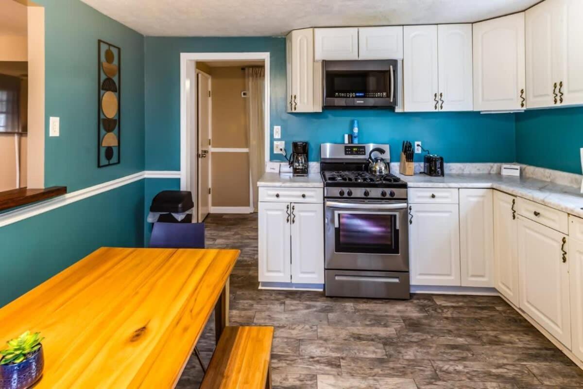 Family-friendly W Ping Pong- Relax & Play Retreat