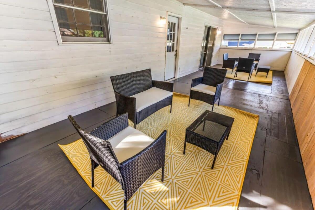 Family-friendly W Ping Pong- Relax & Play Retreat Holiday home *