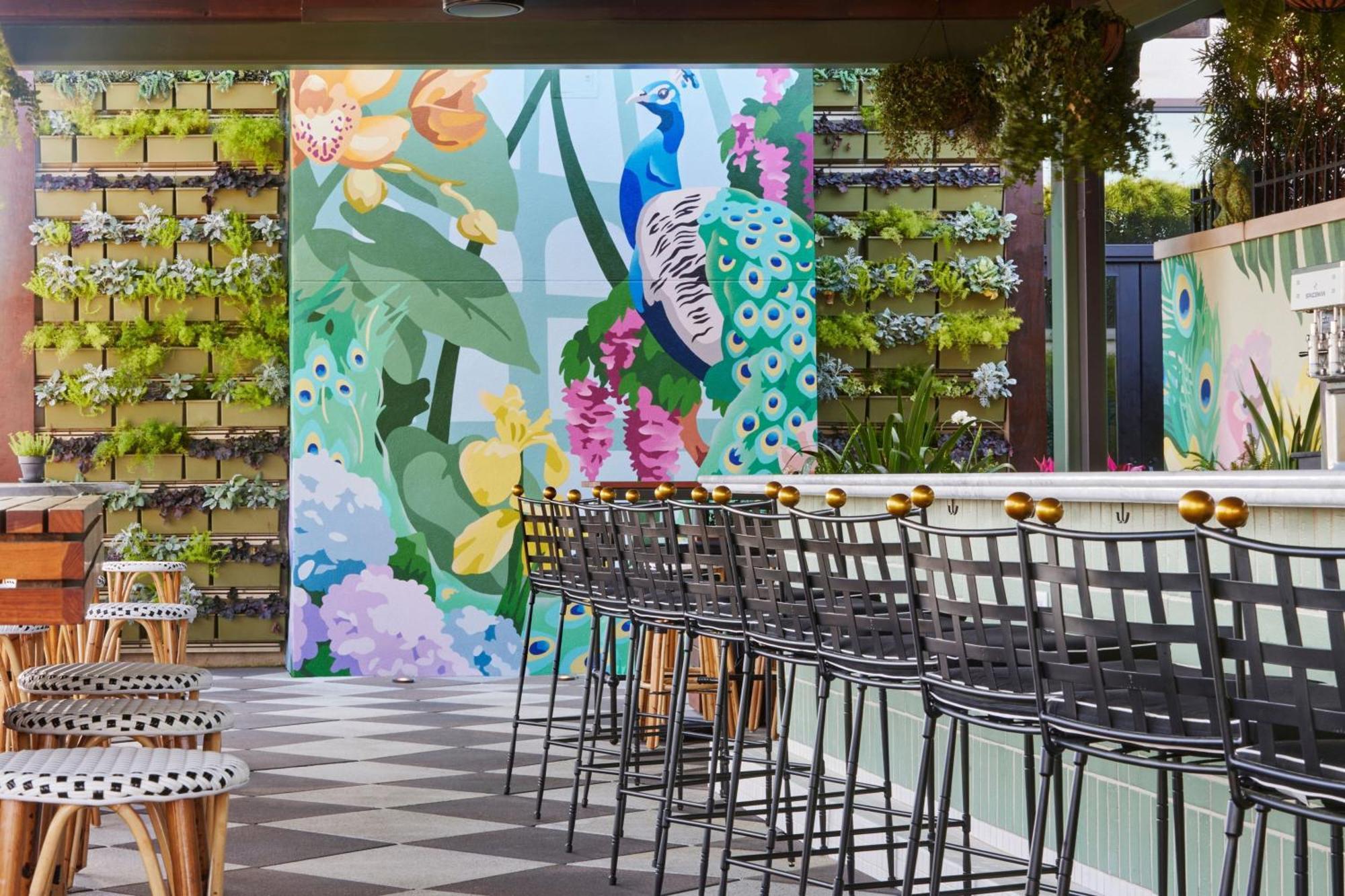 Perry Lane Hotel, A Luxury Collection Hotel, Hotel 5*