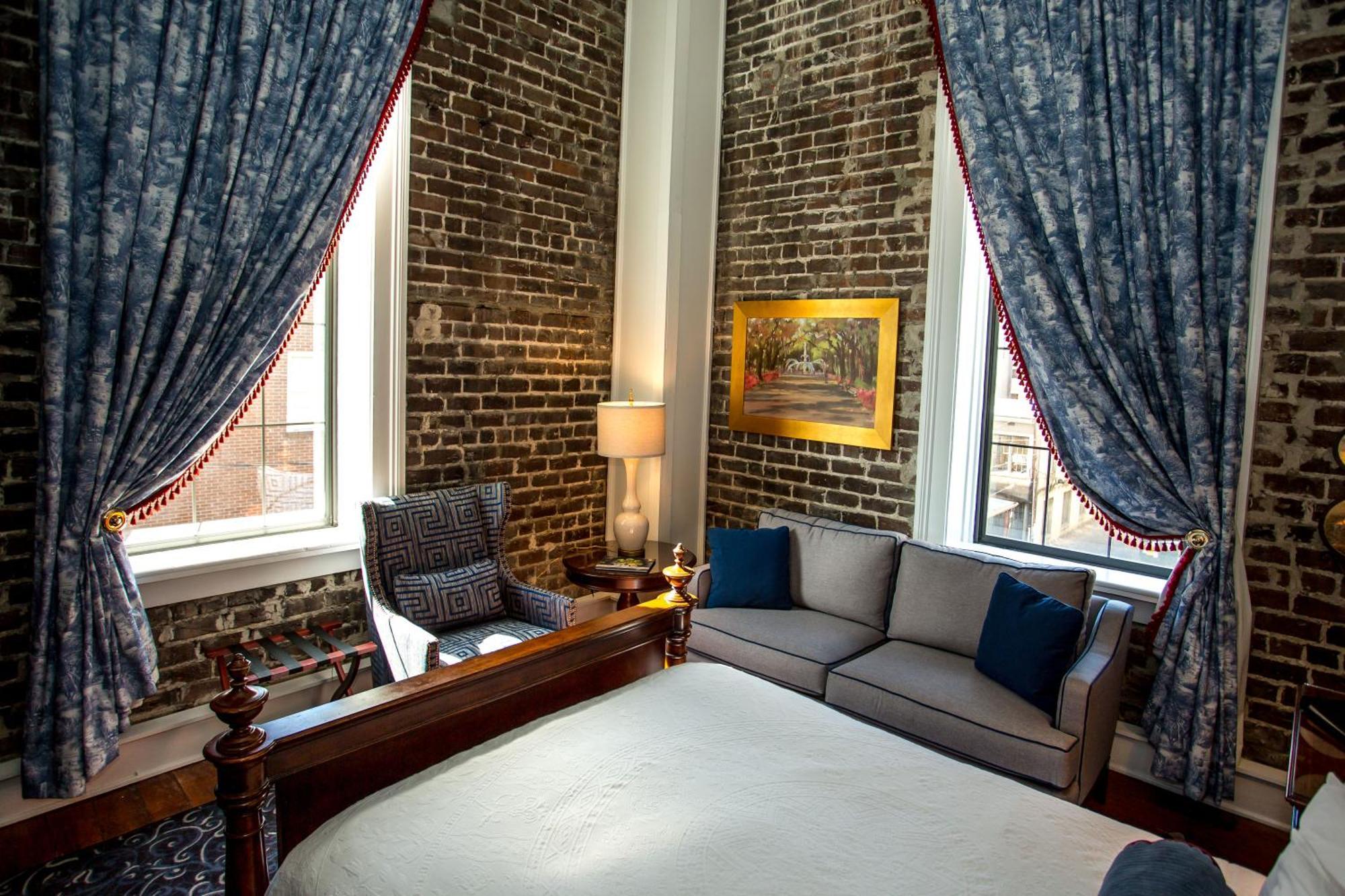 Hotel East Bay Inn, Historic Of Collection Savannah