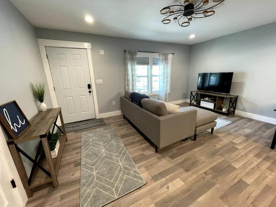 Cozy 5br Holiday home Savannah