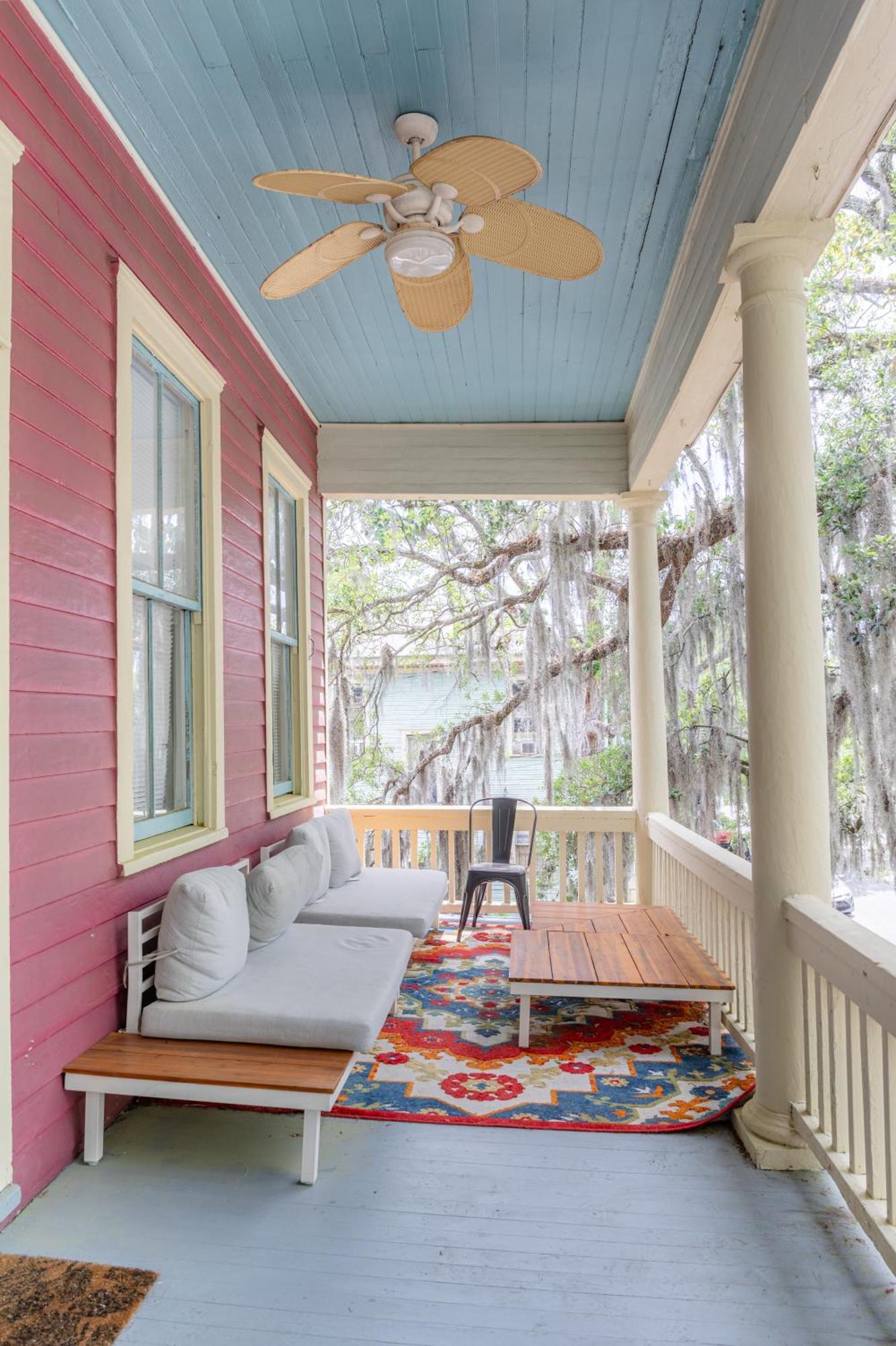 Charming In The Heart Of * Savannah