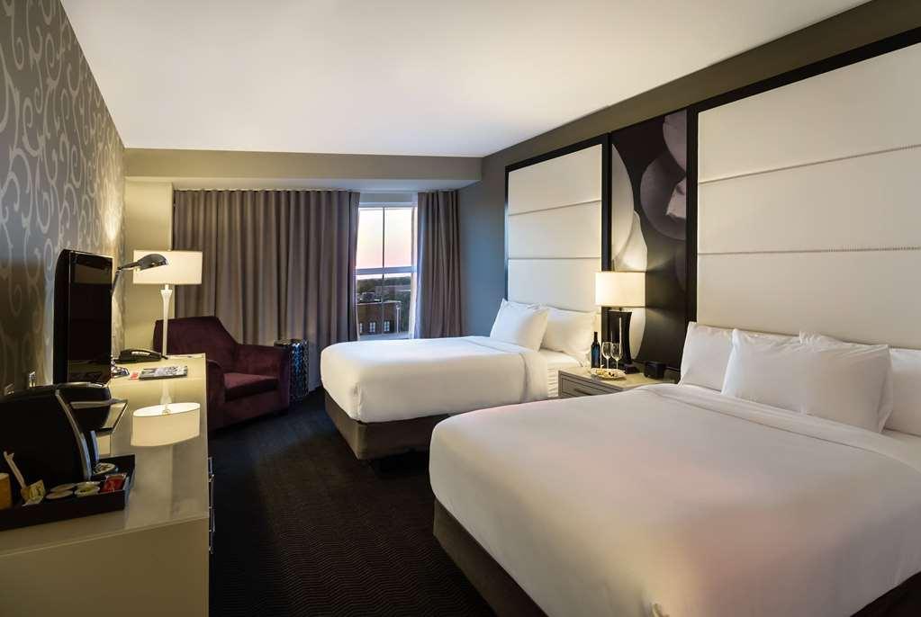 Tryp By Wyndham Hotel