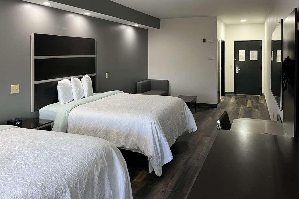 Hotel The Grand