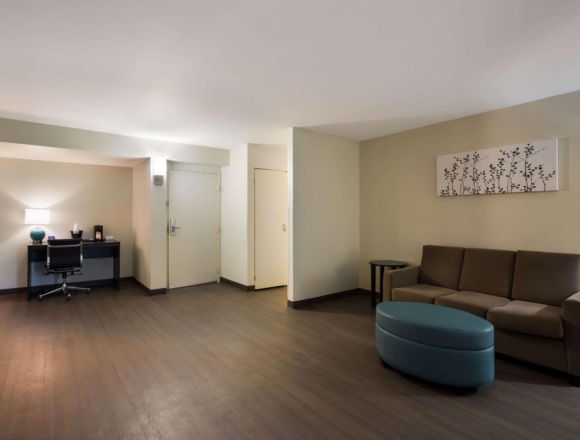 Inn Sleep Midtown Savannah