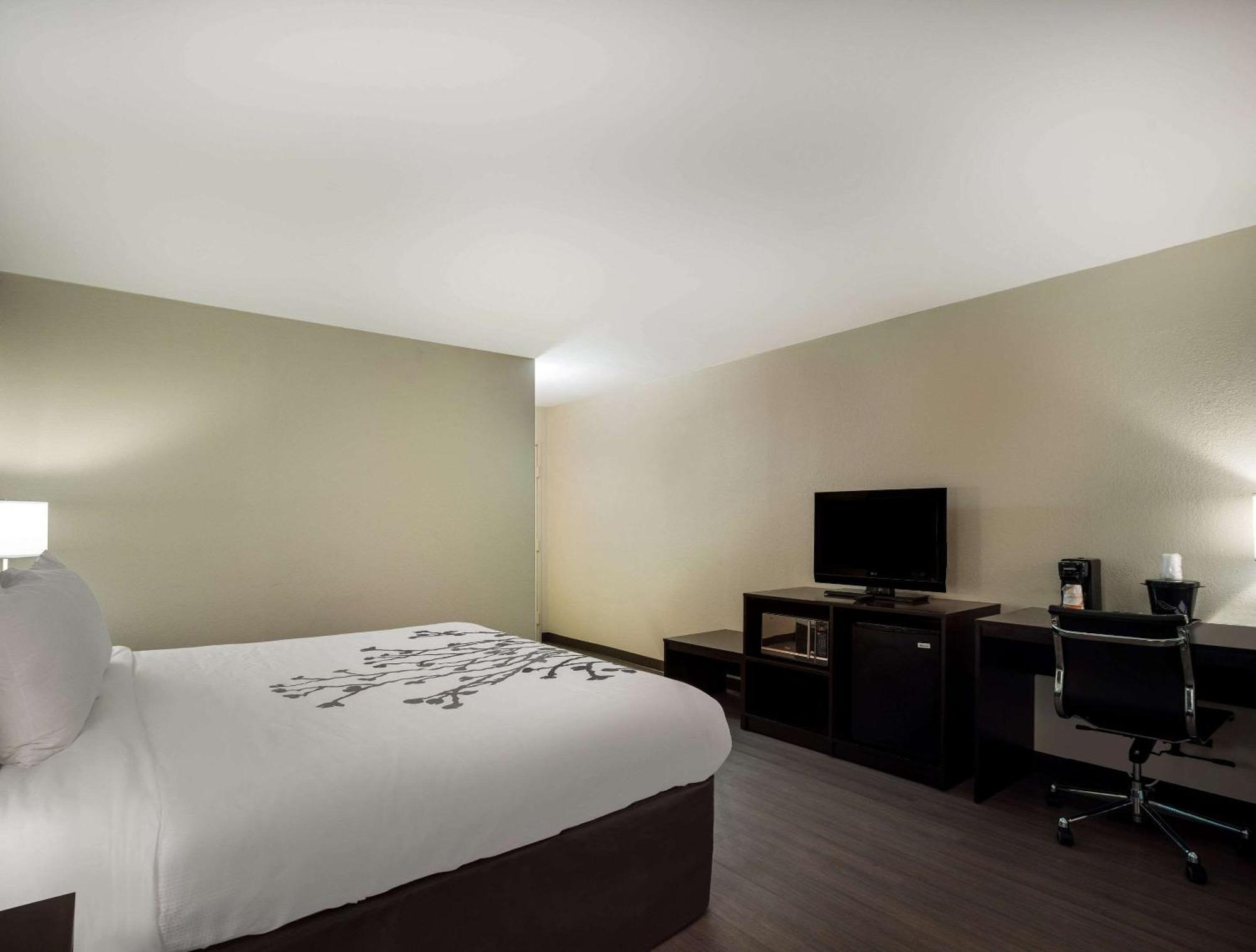 Sleep Midtown Inn