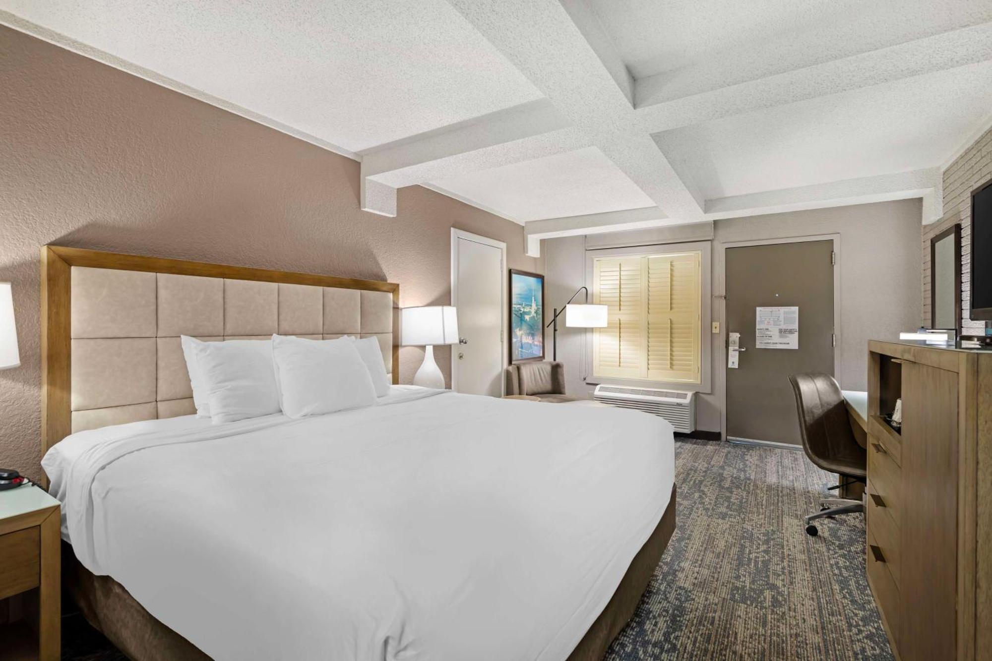 Western Historic District Hotel 3*