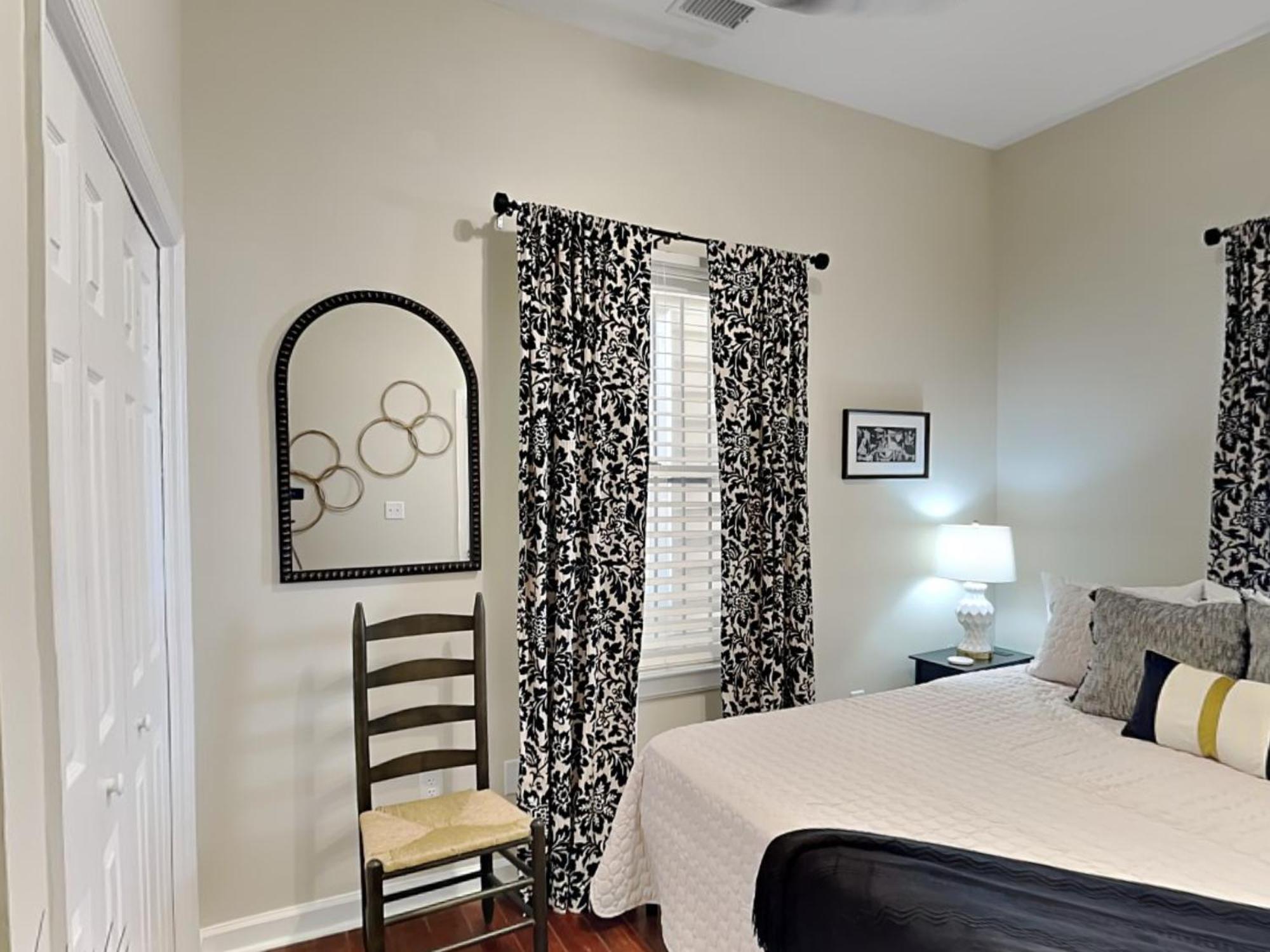 Barnard Row 1406 Apartment