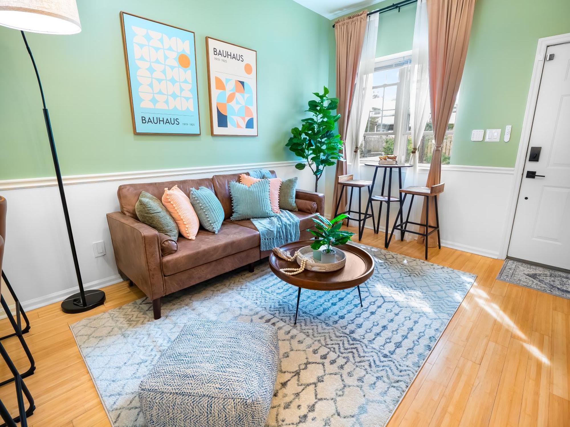 Traveler's Dream - Free Parking Near Forsyth Park Savannah