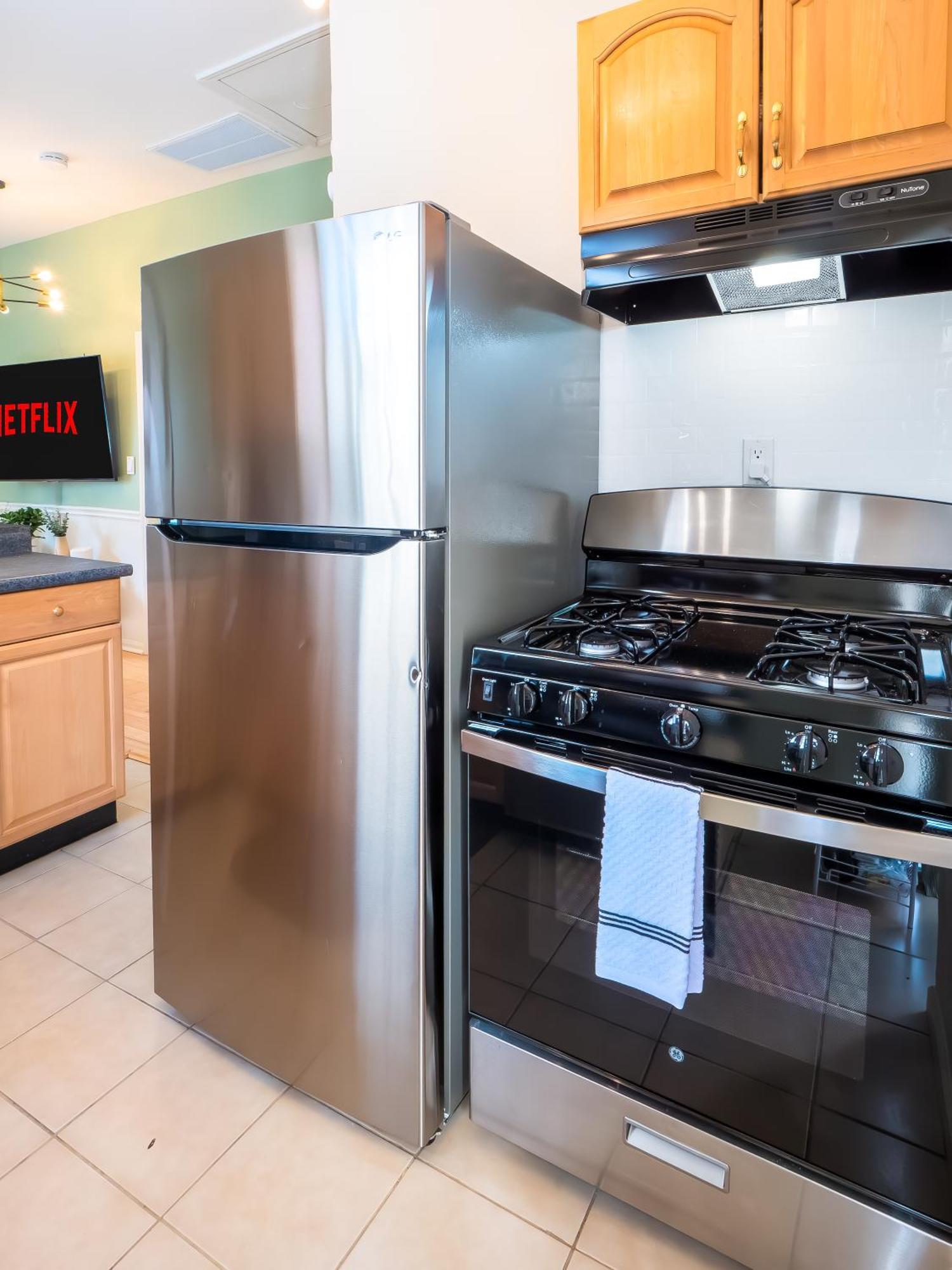 Villa Traveler's Dream - Free Parking Near Forsyth Park