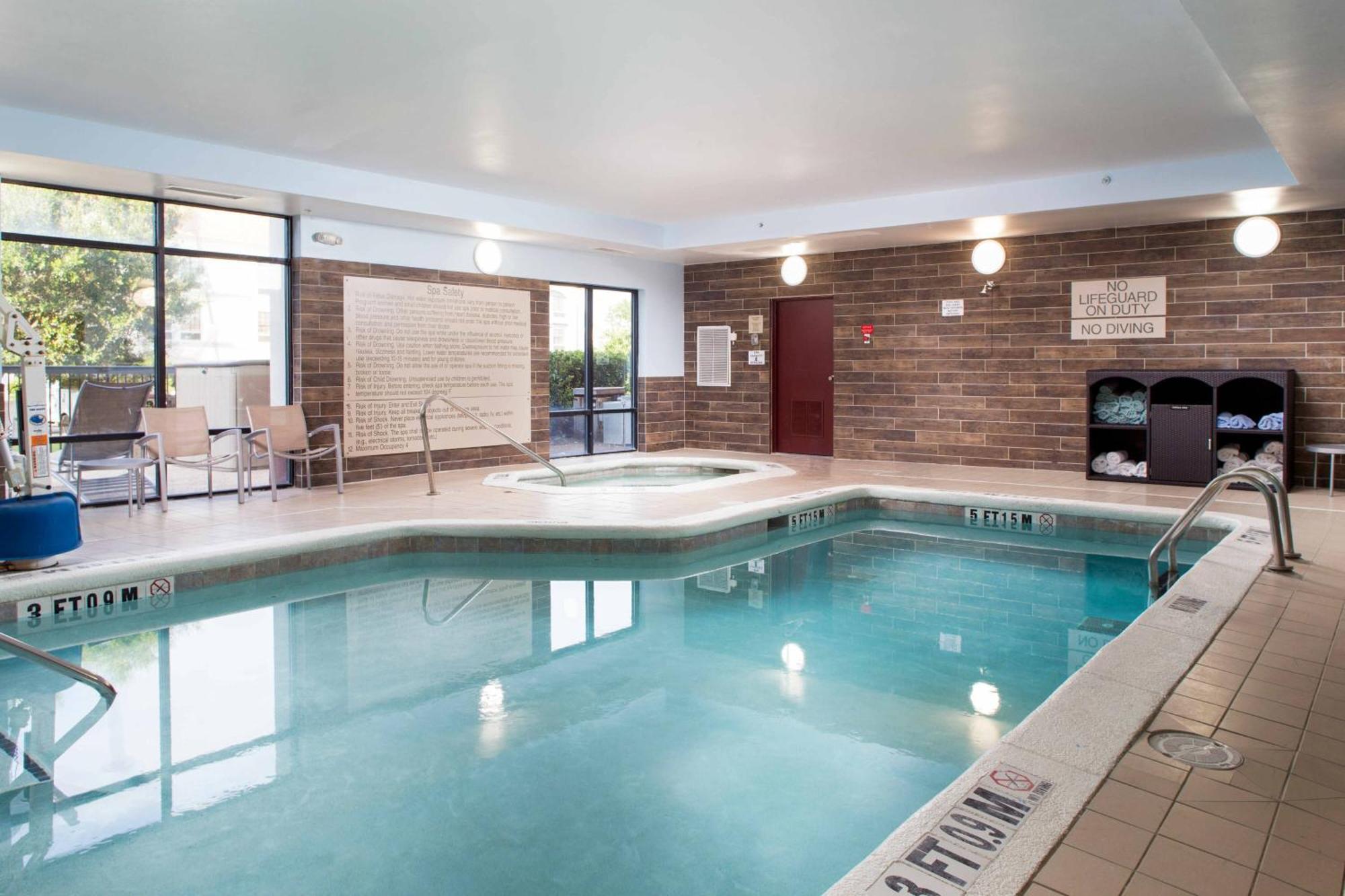 Springhill Airport 3* Savannah