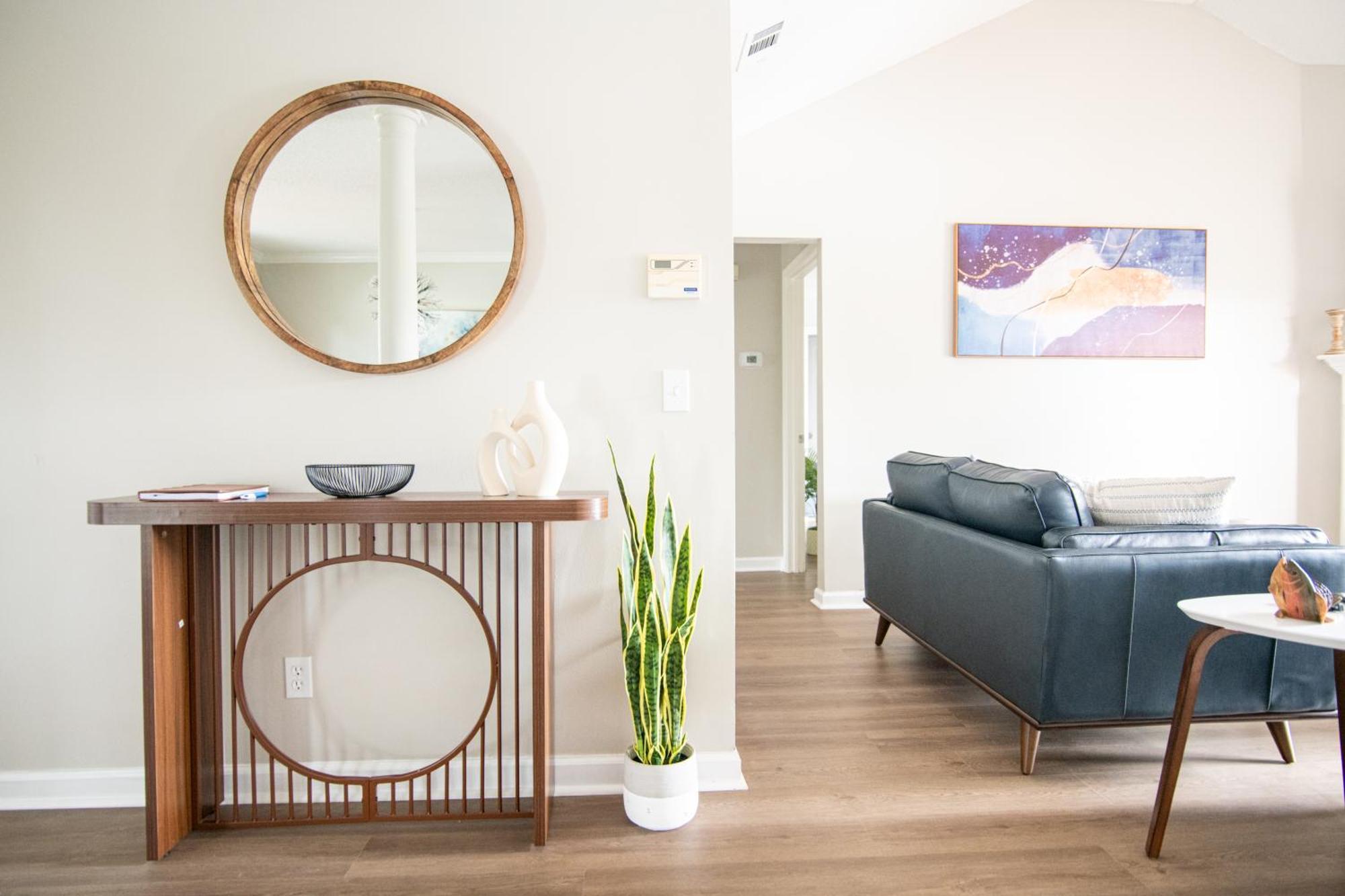 Lakefront Retreat Near Tybee With King Bed And Free Parking Savannah