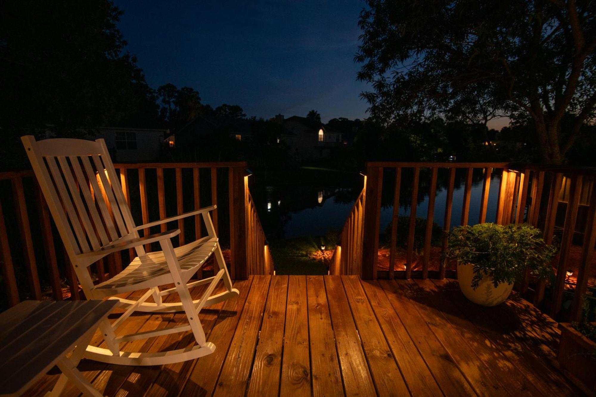 Lakefront Retreat Near Tybee With King Bed And Free Parking Holiday home Savannah