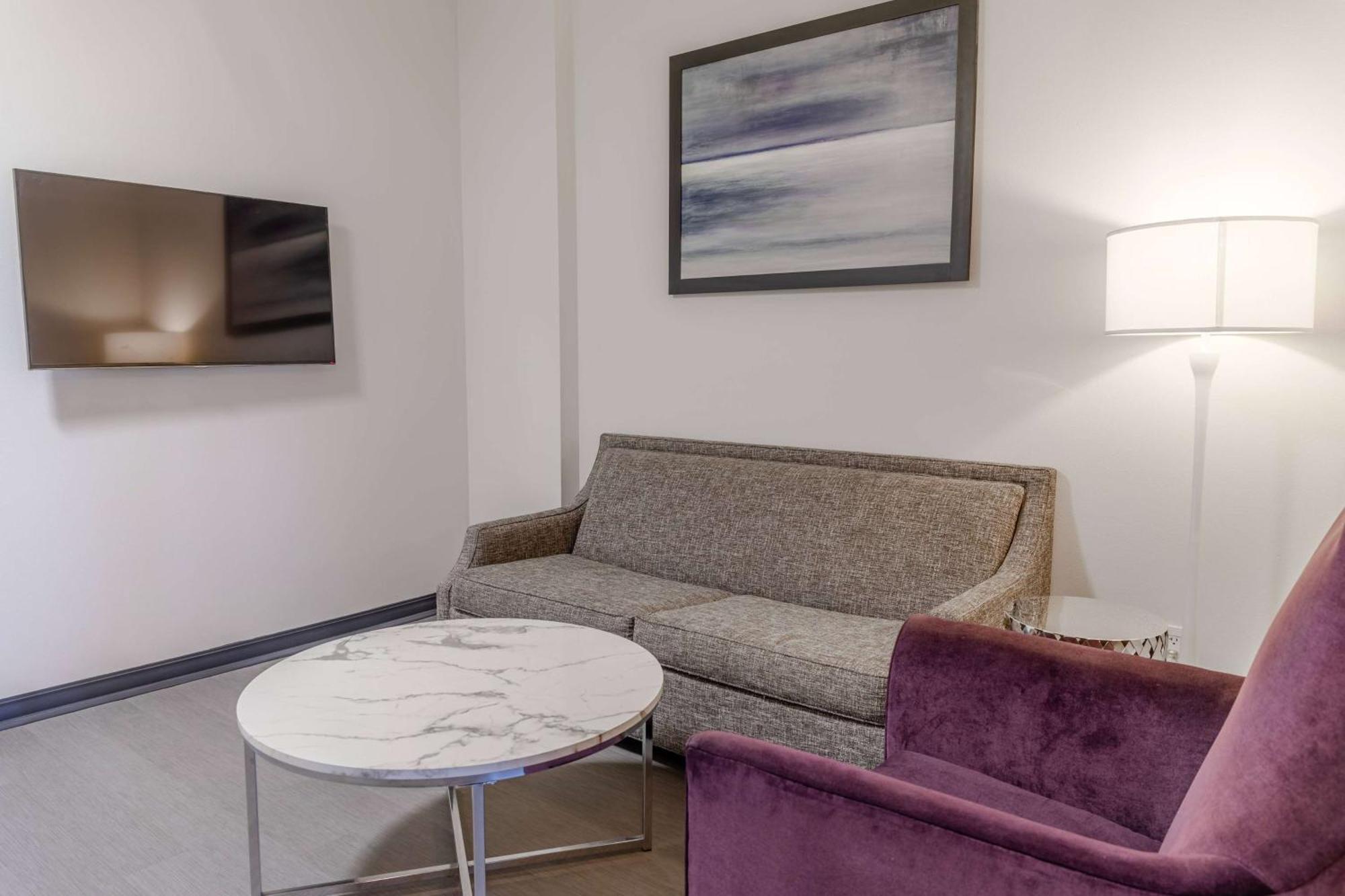Hotel Tryp By Wyndham Savannah