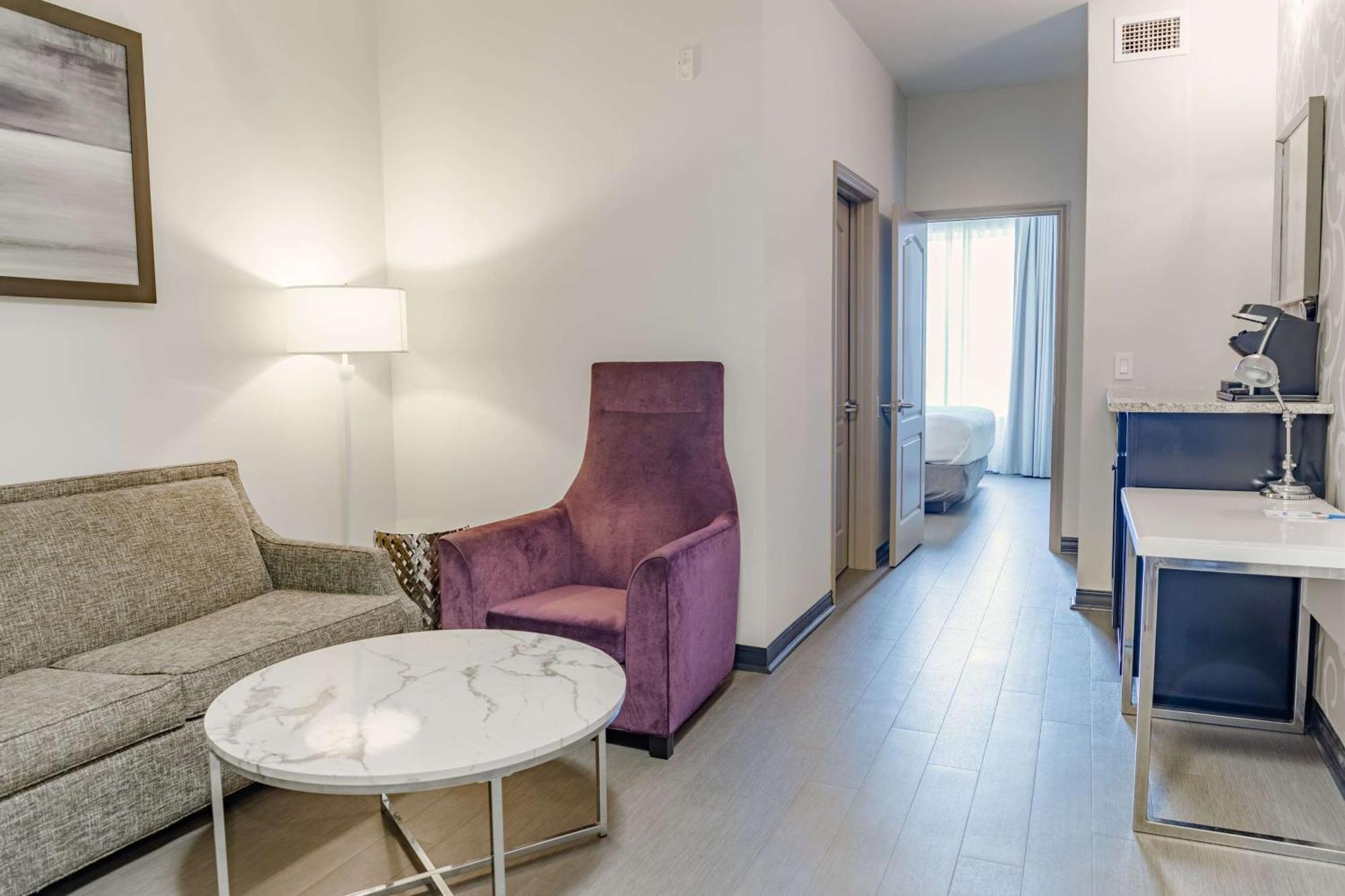 Hotel Tryp By Wyndham 4*