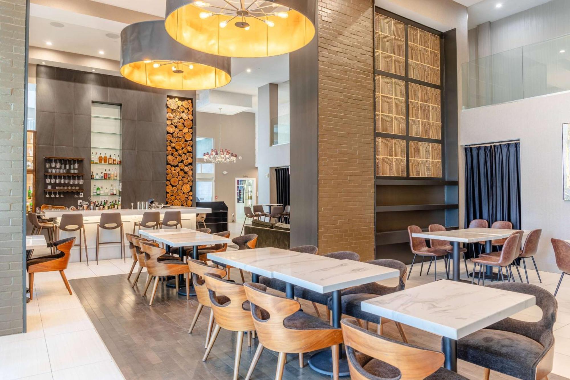 Tryp By Wyndham 4*