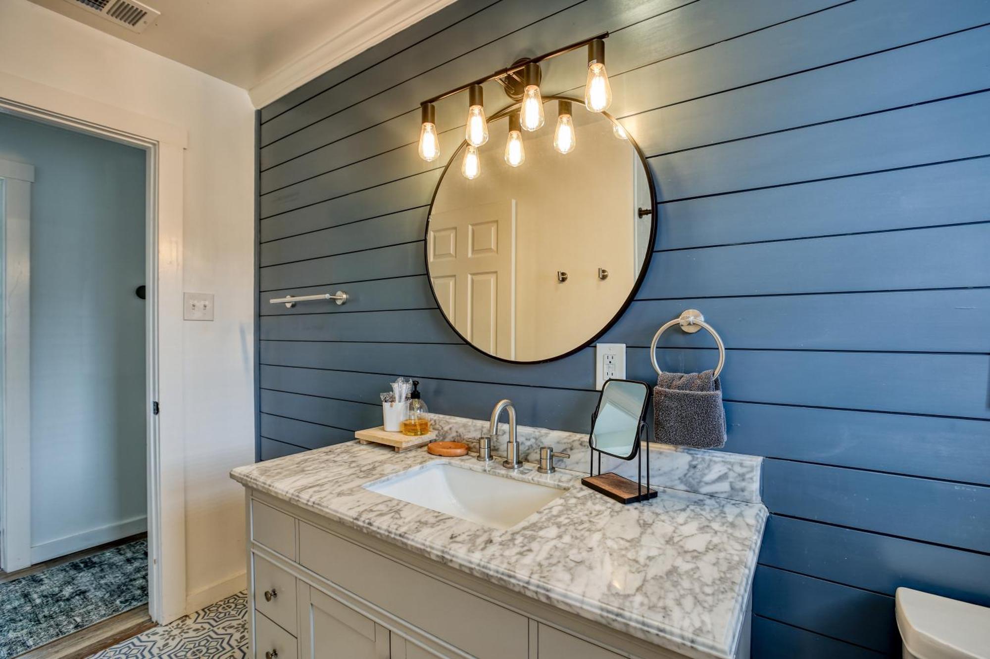 The Mariners Rest, Near Downtown, Coastal Charm Savannah