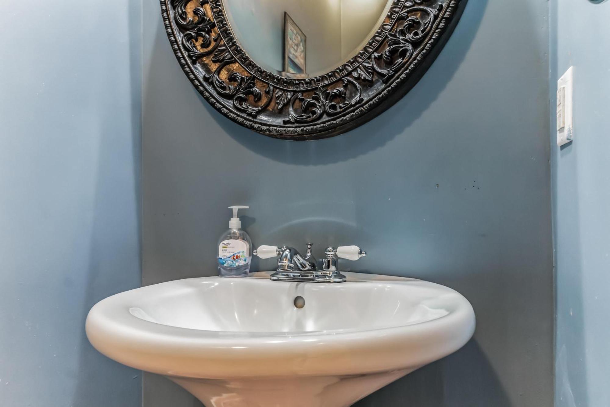 Holiday home Mins To Savannah-peachy Pied-a-terre *
