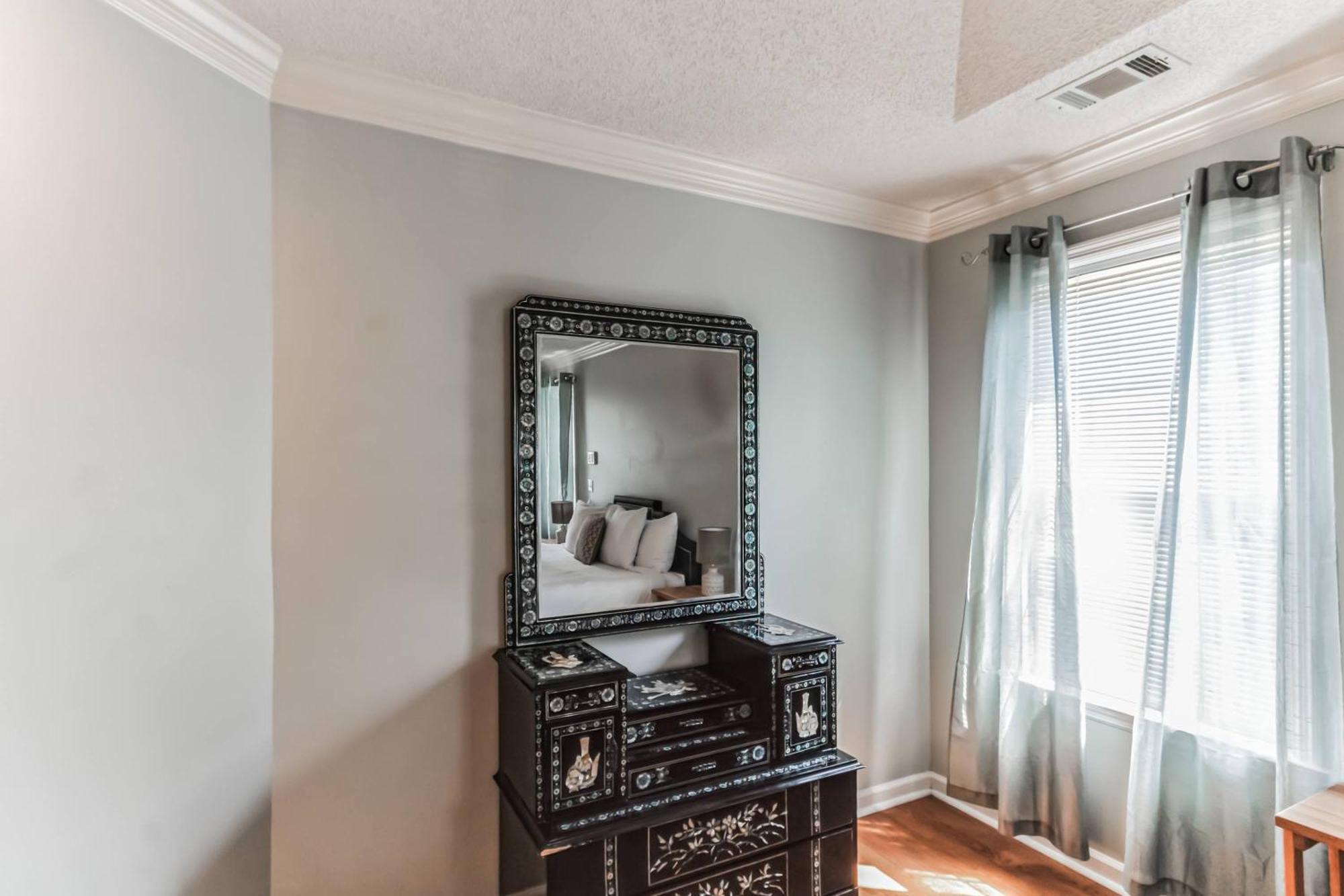 Mins To Savannah-peachy Pied-a-terre Holiday home Savannah