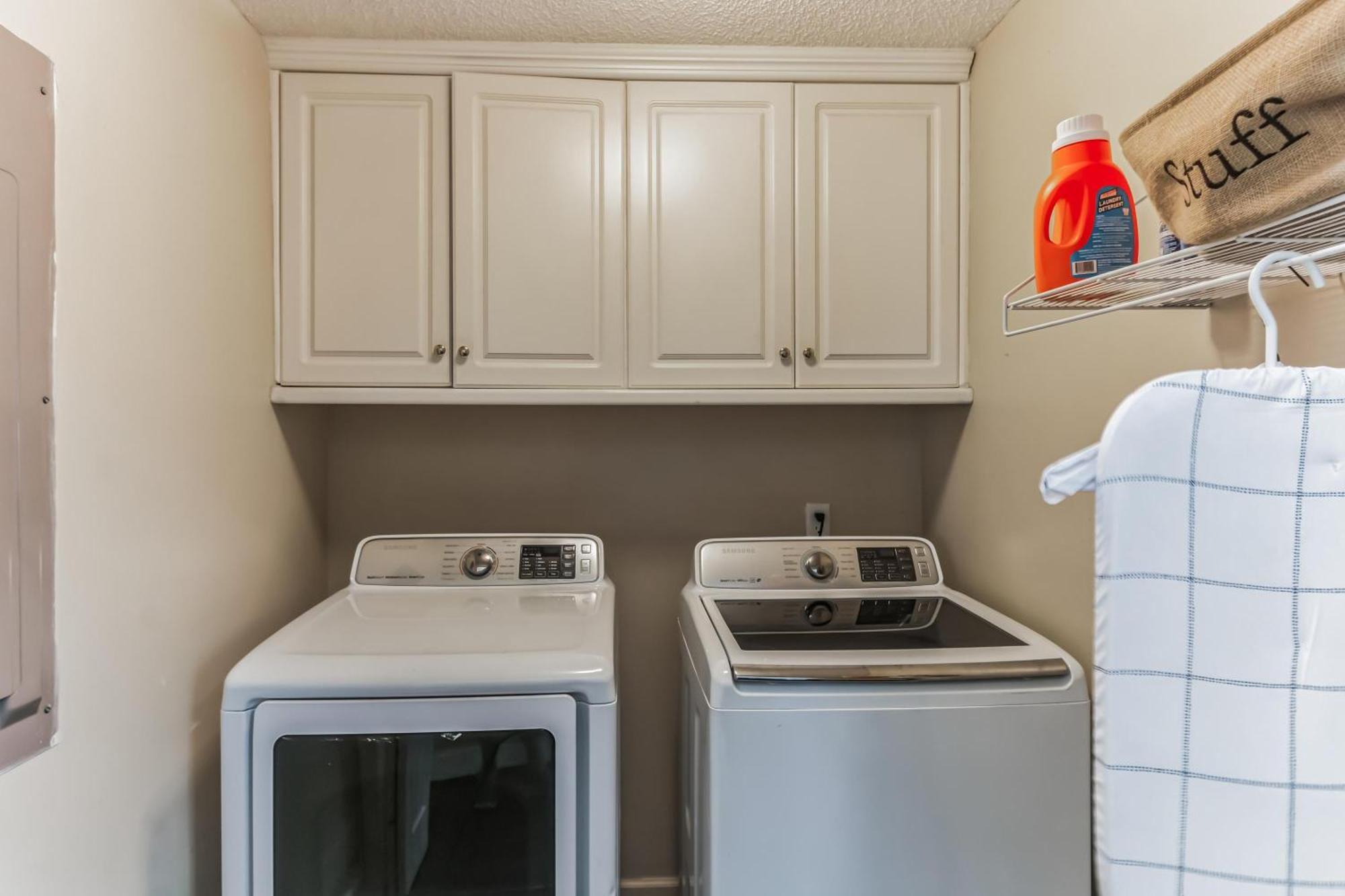 Mins To Savannah-peachy Pied-a-terre Holiday home