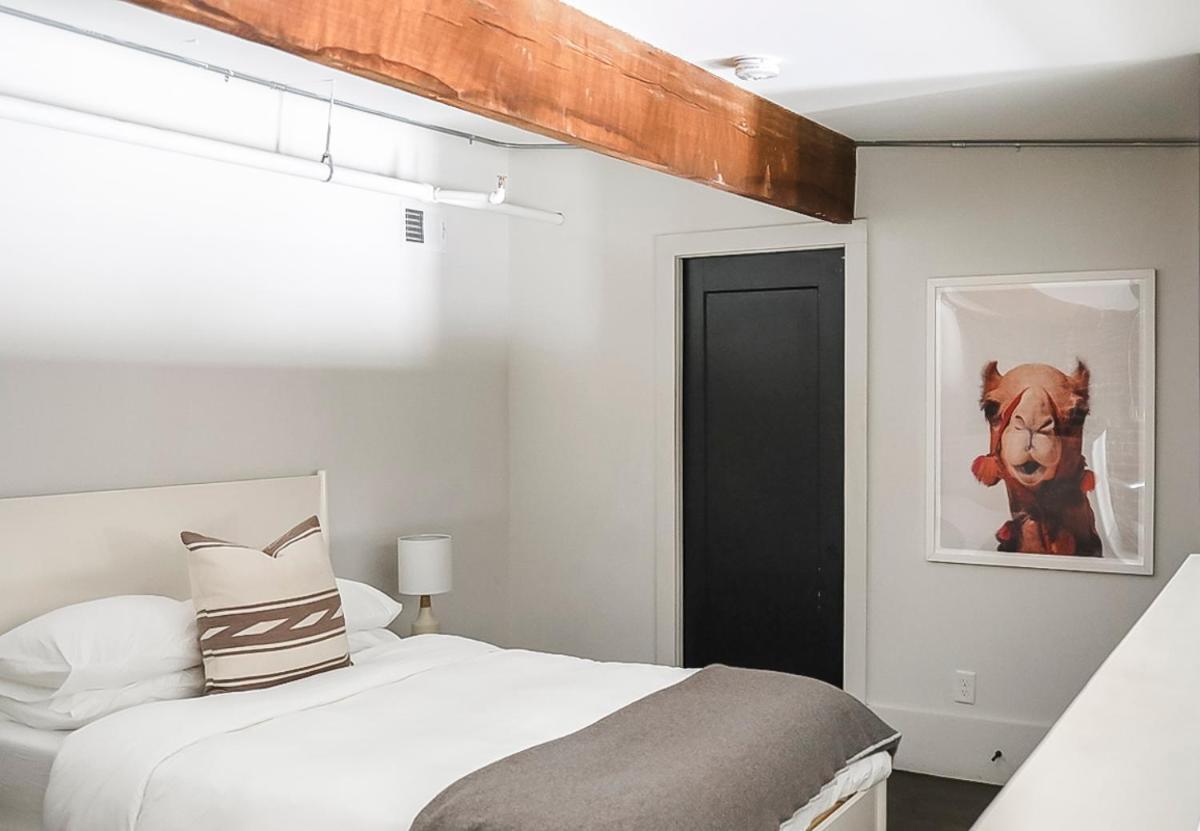 The Grant By Black Swan Apartment