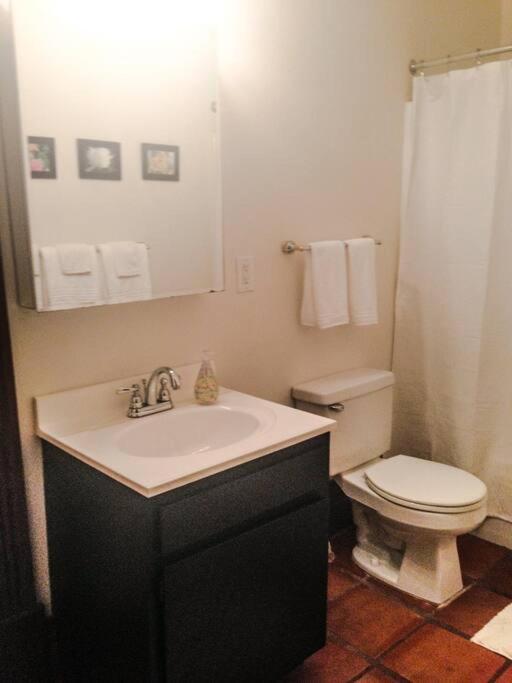 Big Blue House - Both Units - Near Forsyth Park Holiday home *