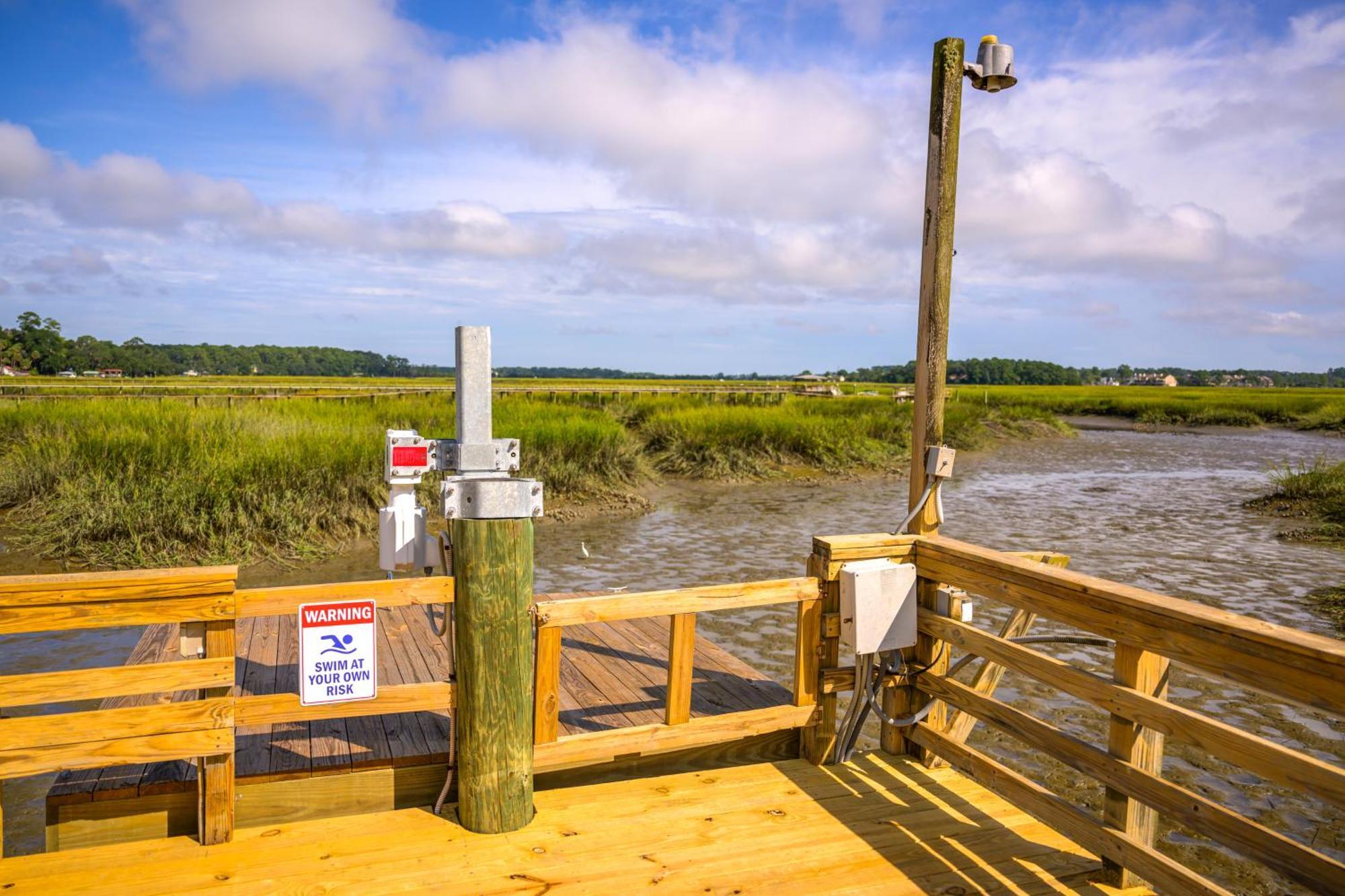 Riverfront Retreat With Private Dock! *