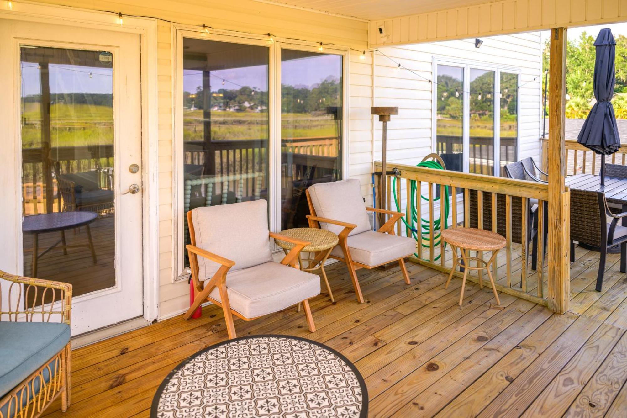 Riverfront Retreat With Private Dock! Holiday home