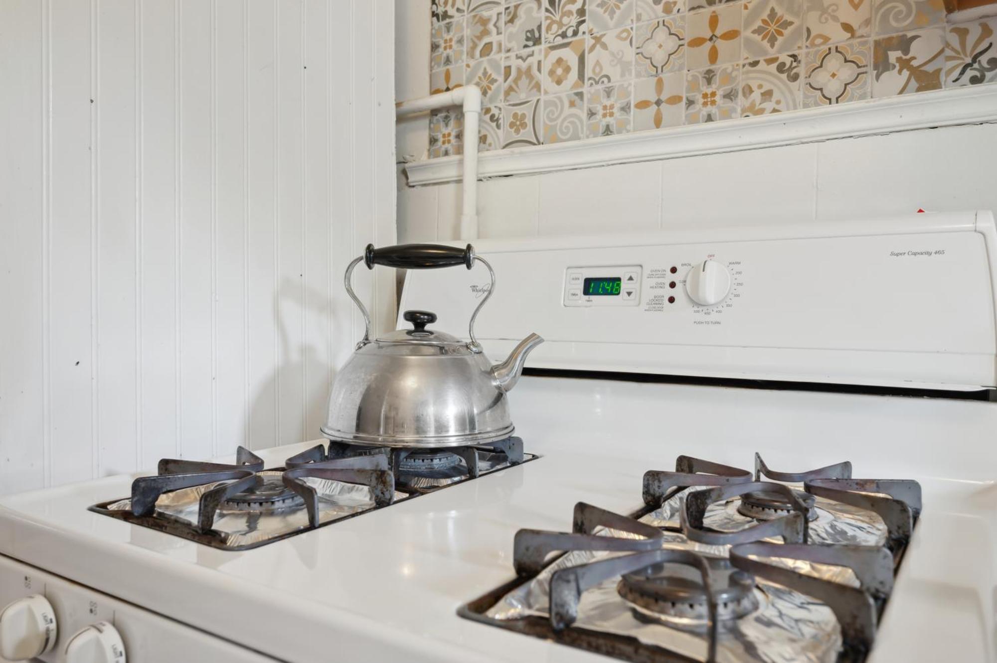 Apartment 2Br Affordable Walkable Duplex Near Forsyth Park Free Parking *